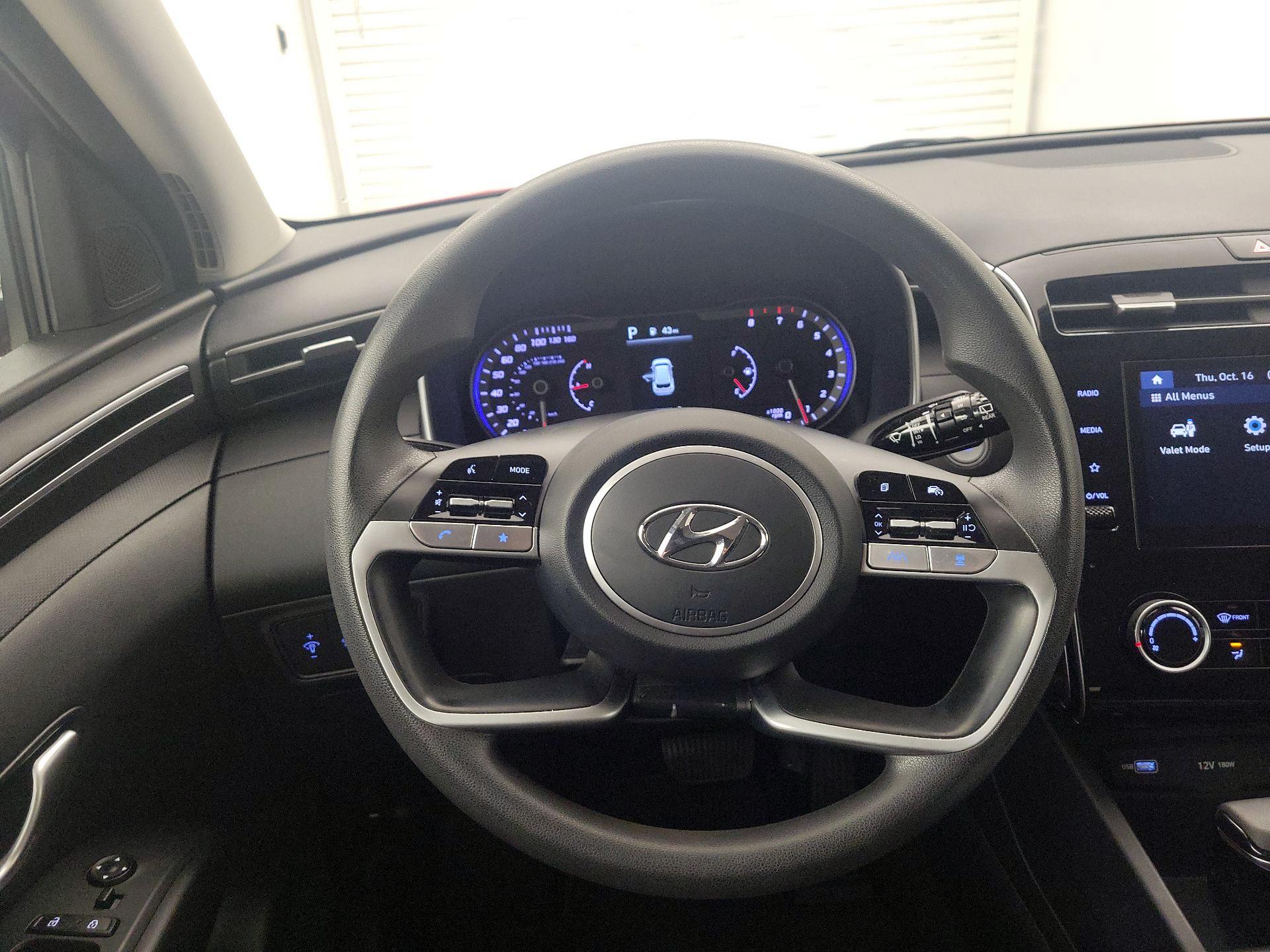Thumbnail: 2023 Hyundai Tucson - 10