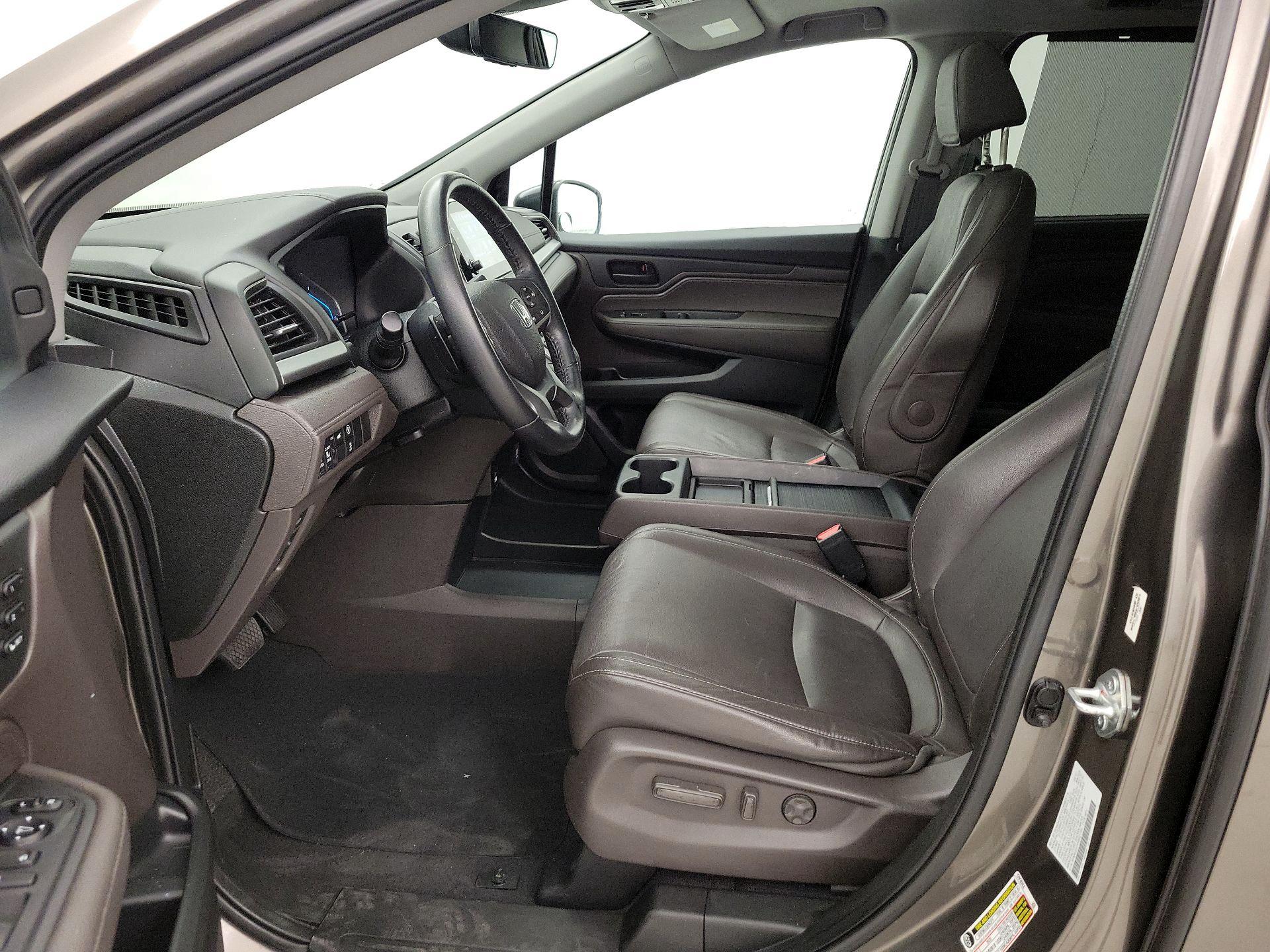 Thumbnail: 2022 Honda Odyssey - 11