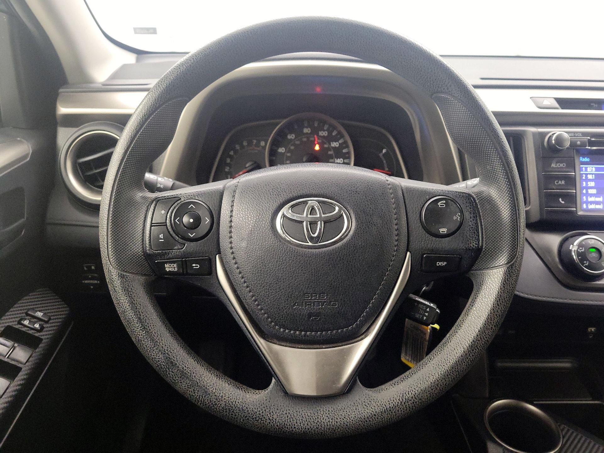Thumbnail: 2014 Toyota RAV4 - 10