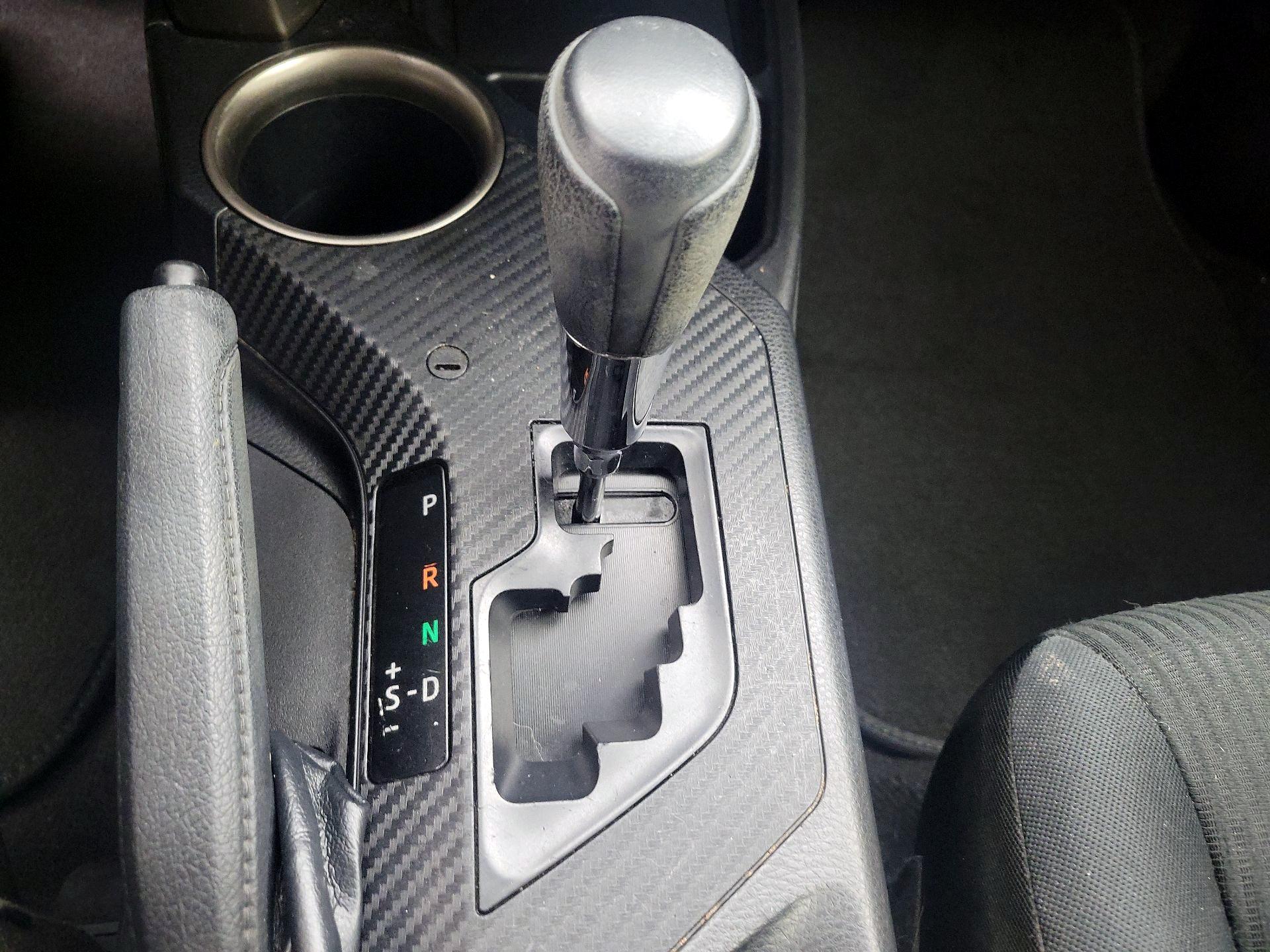 Thumbnail: 2014 Toyota RAV4 - 17