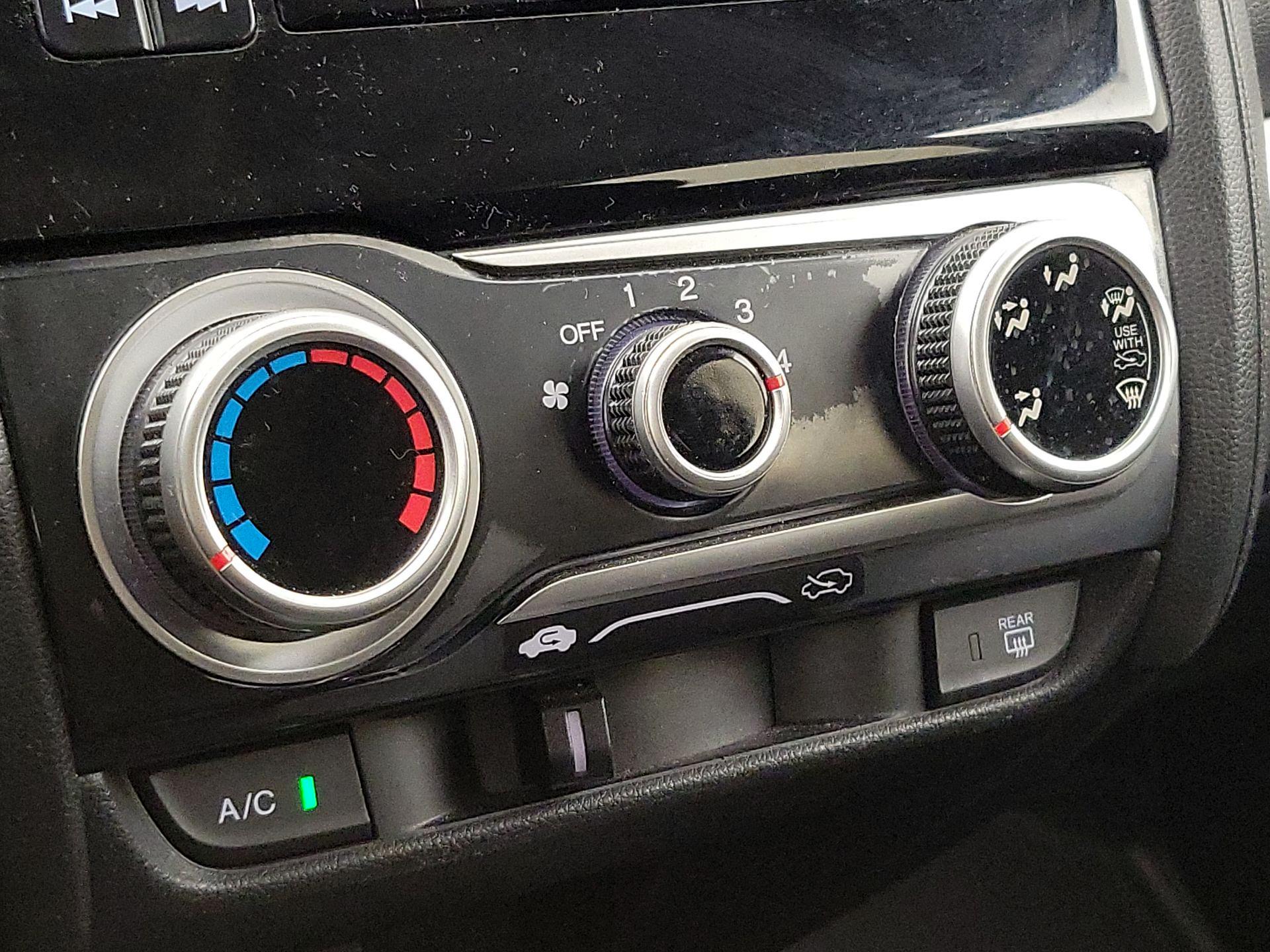 Thumbnail: 2016 Honda Fit - 16