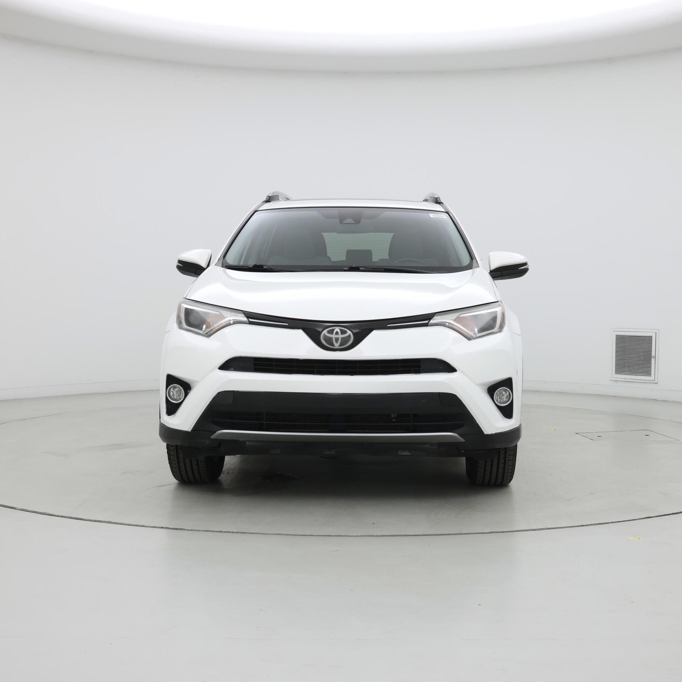 Thumbnail: 2017 Toyota RAV4 - 5
