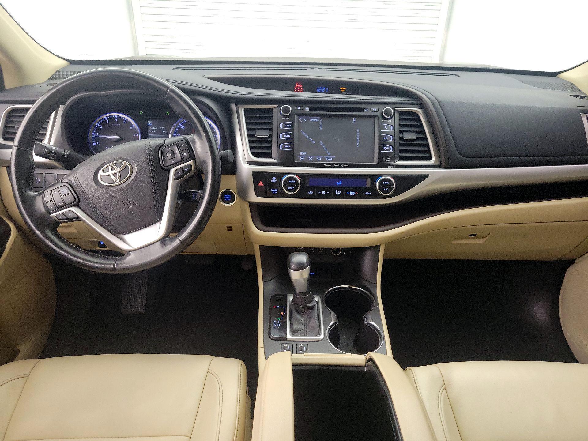 Thumbnail: 2018 Toyota Highlander - 9