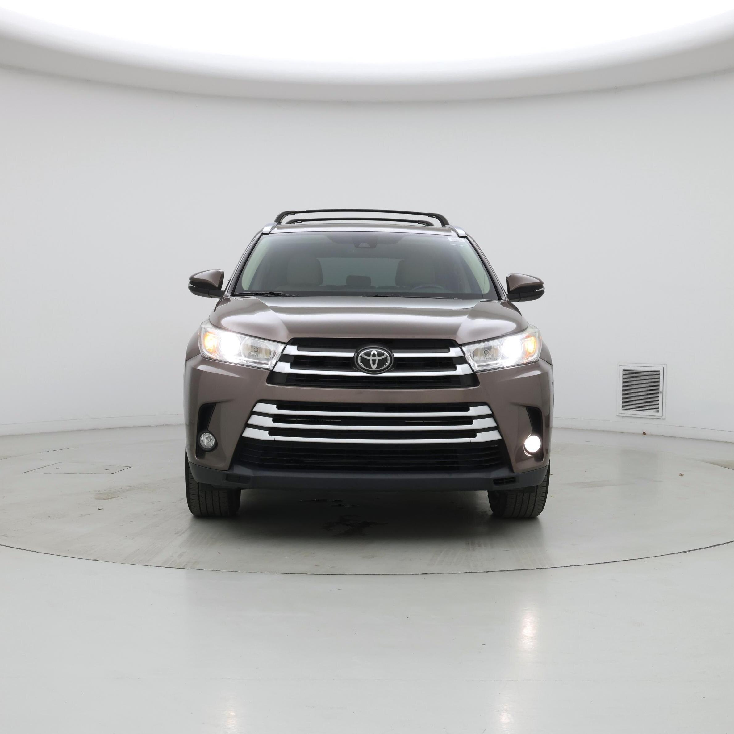 Thumbnail: 2018 Toyota Highlander - 5