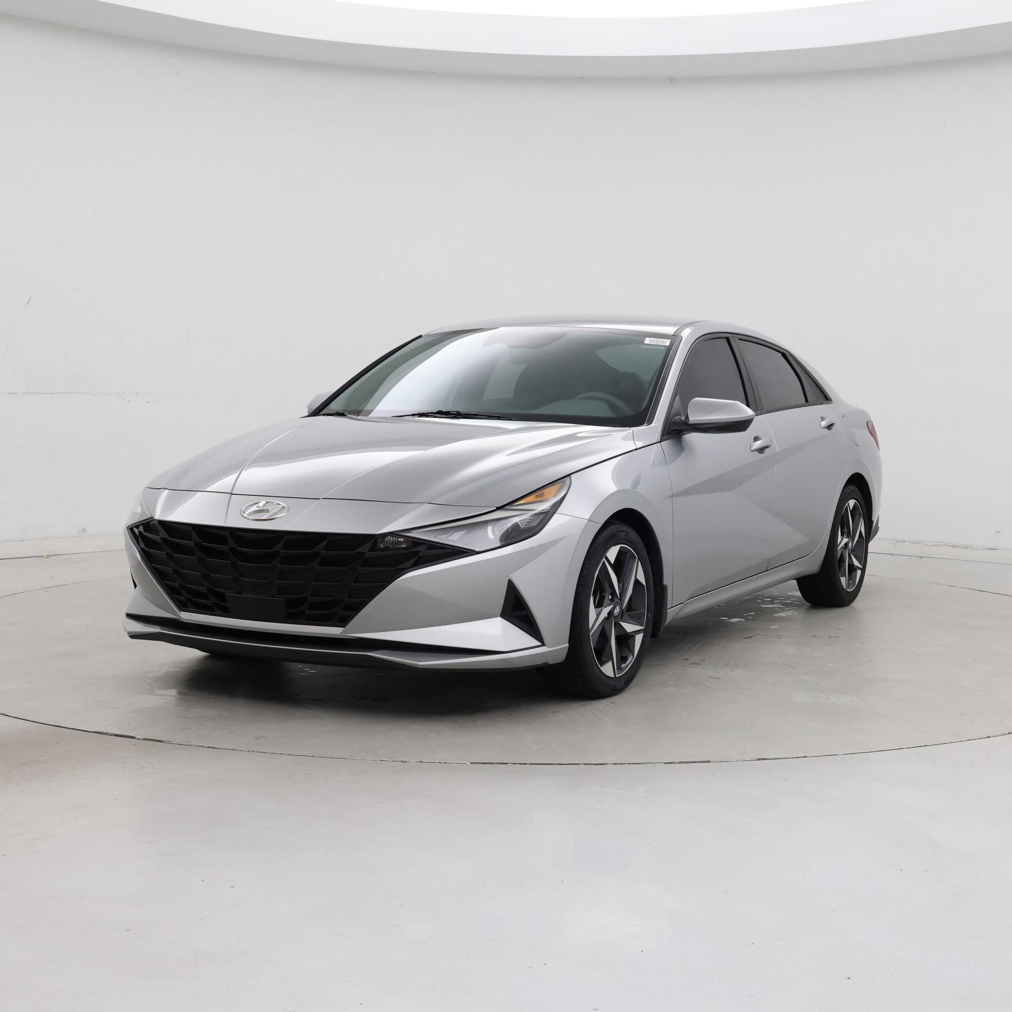 Thumbnail: 2023 Hyundai Elantra - 4
