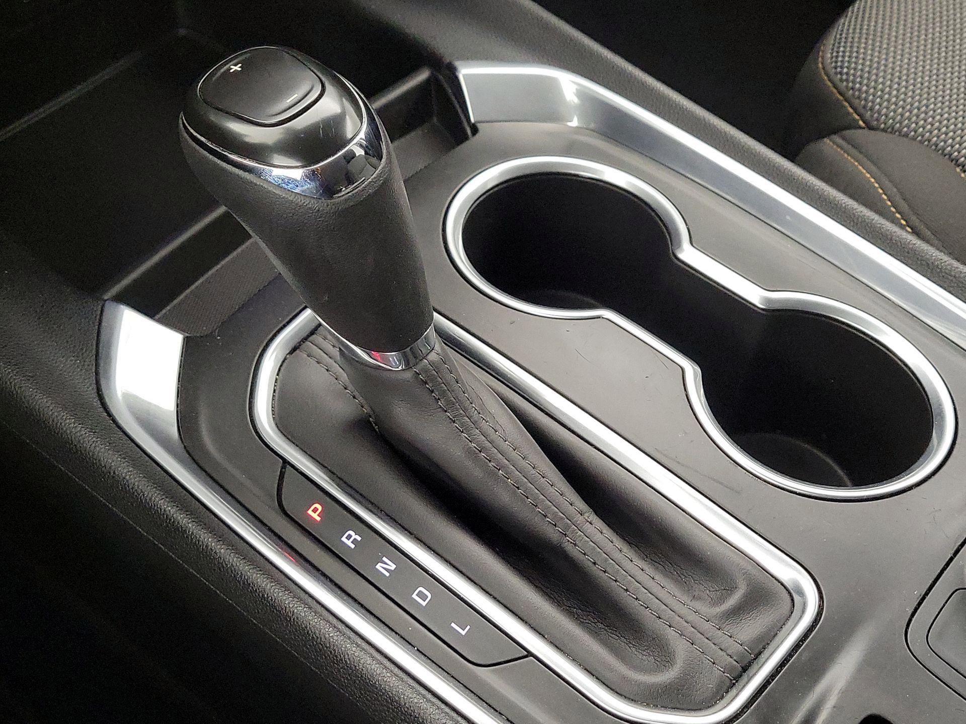 Thumbnail: 2020 Chevrolet Traverse - 17