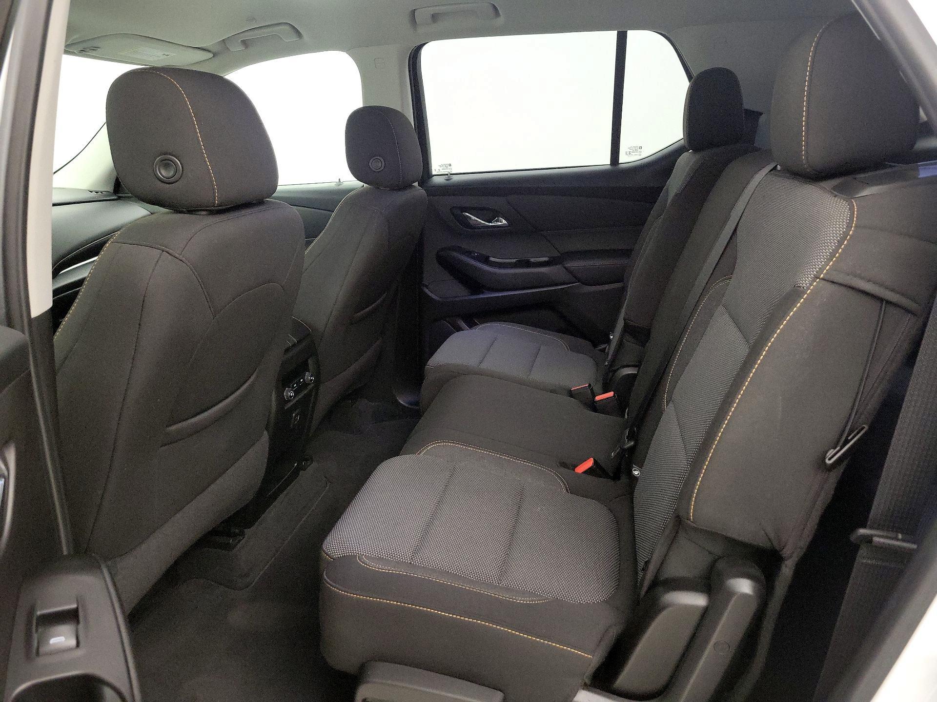 Thumbnail: 2020 Chevrolet Traverse - 19