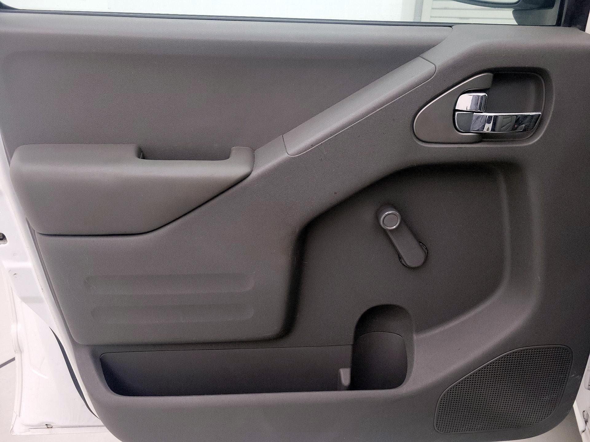 Thumbnail: 2017 Nissan Frontier - 12