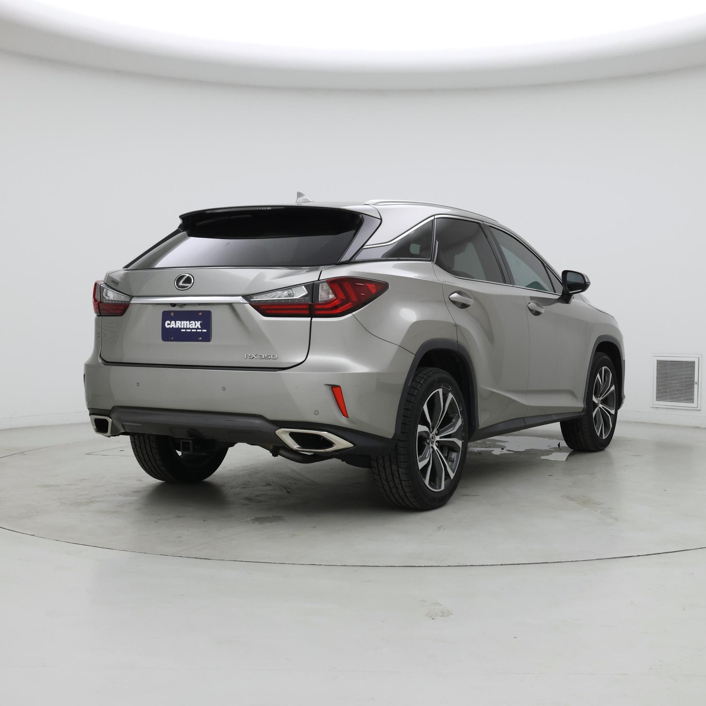 Thumbnail: 2018 Lexus RX - 8