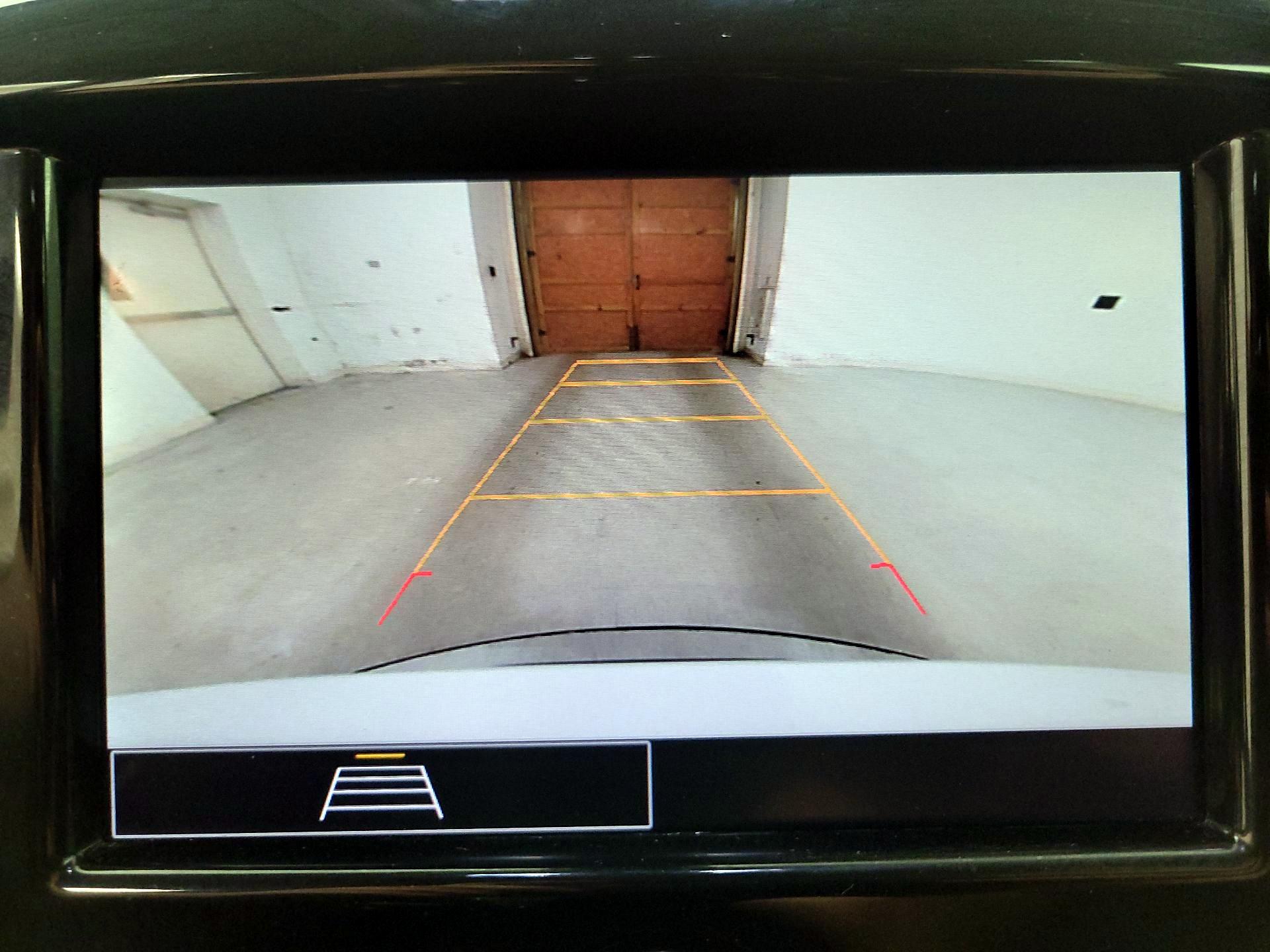 Thumbnail: 2021 Chevrolet Traverse - 14