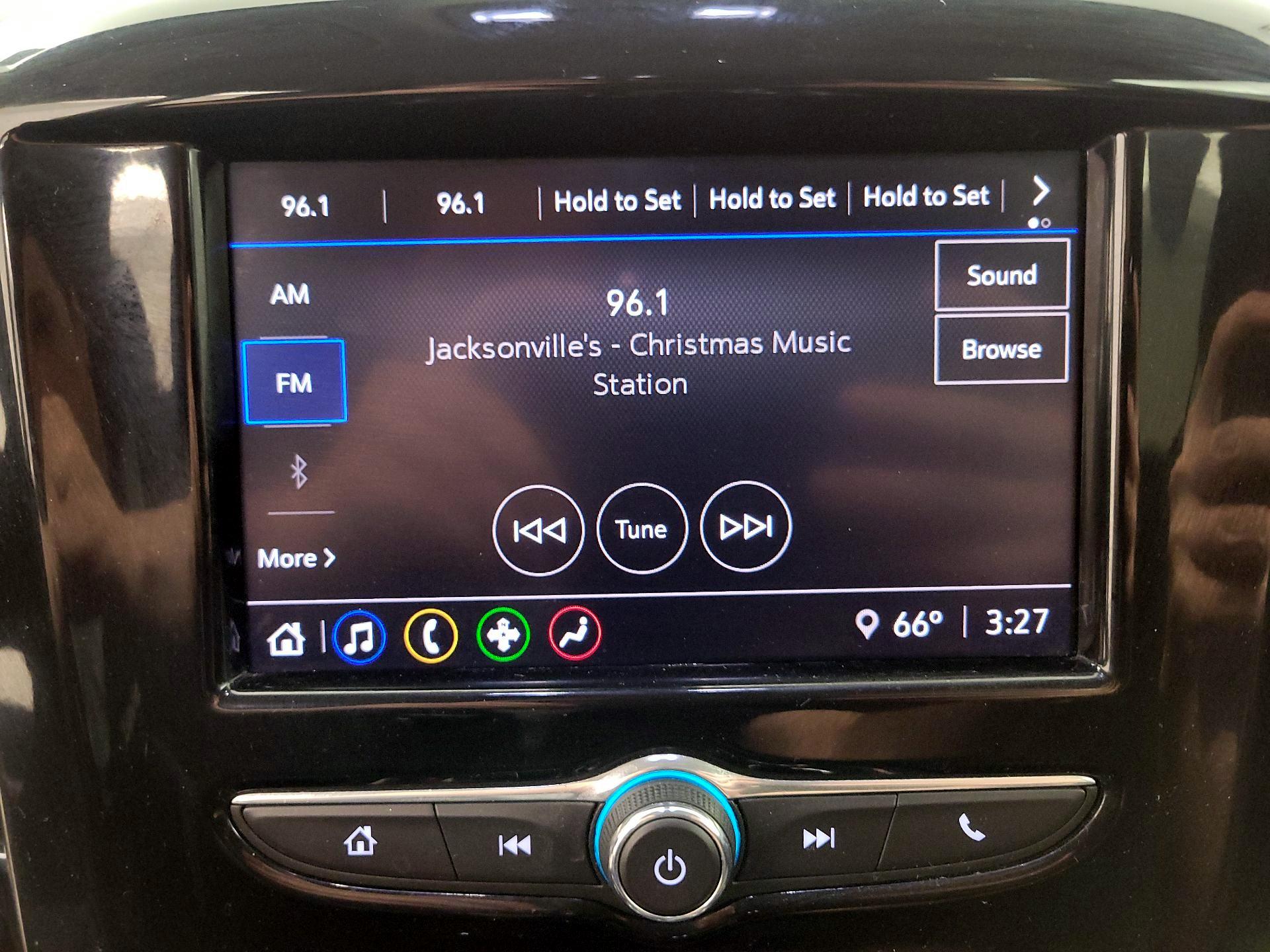 Thumbnail: 2021 Chevrolet Traverse - 15