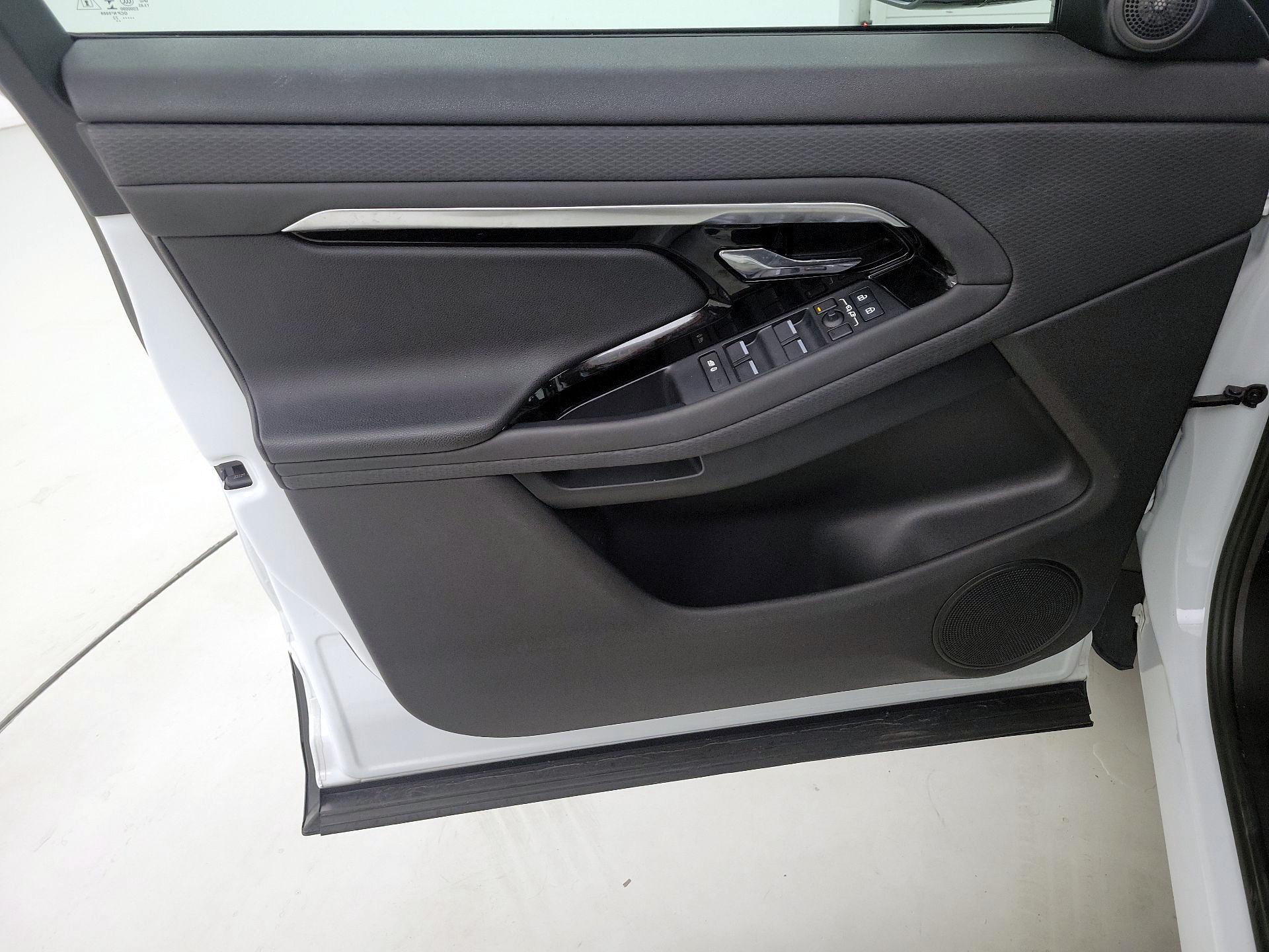 Thumbnail: 2023 Land Rover Range Rover Evoque - 12