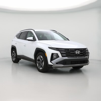 White 2025 Hyundai Tucson SEL
