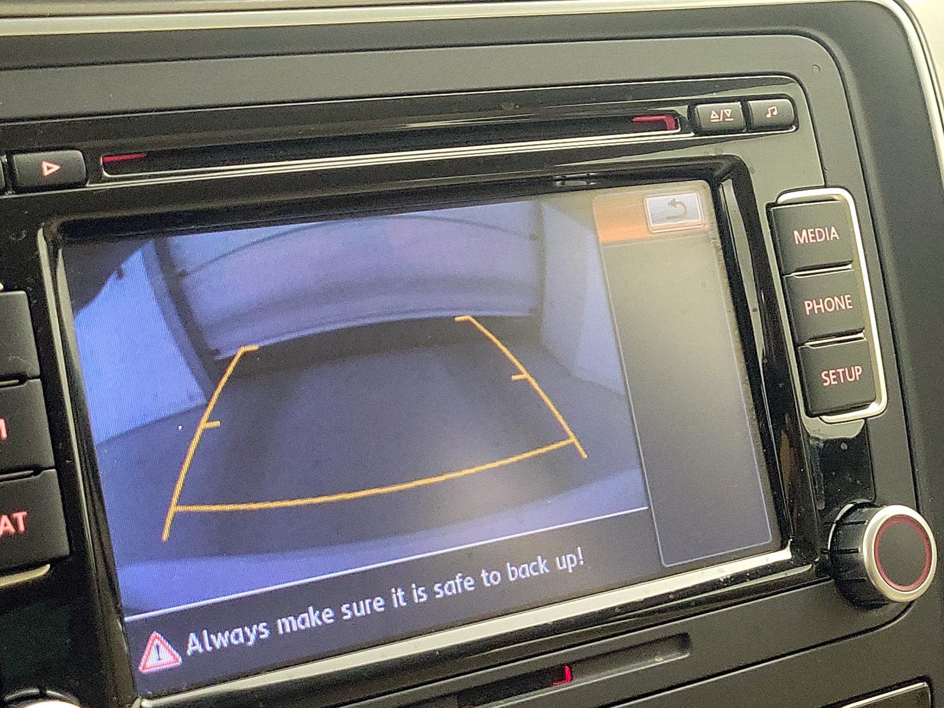 Thumbnail: 2015 Volkswagen Passat - 14