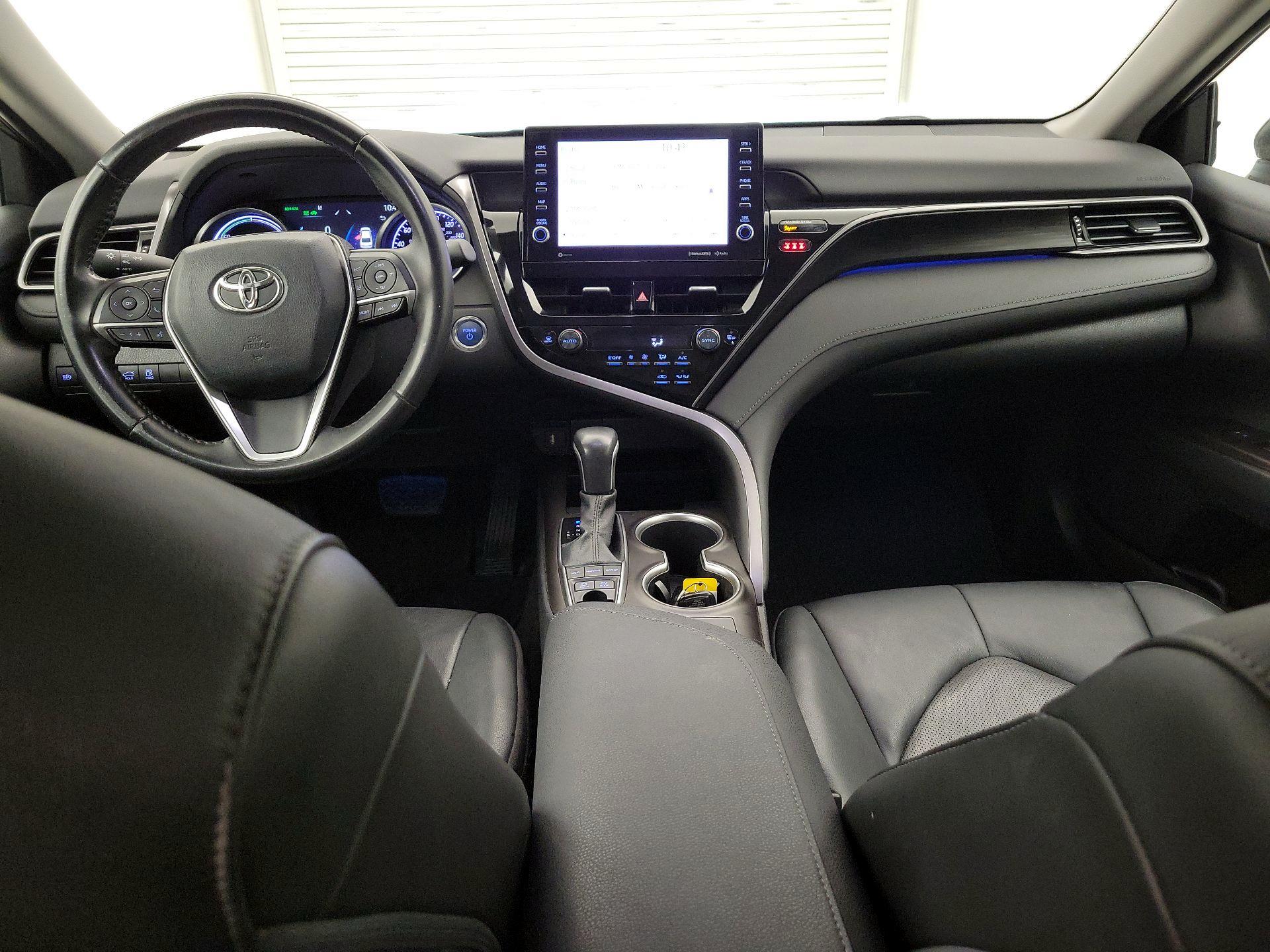 Thumbnail: 2021 Toyota Camry - 9
