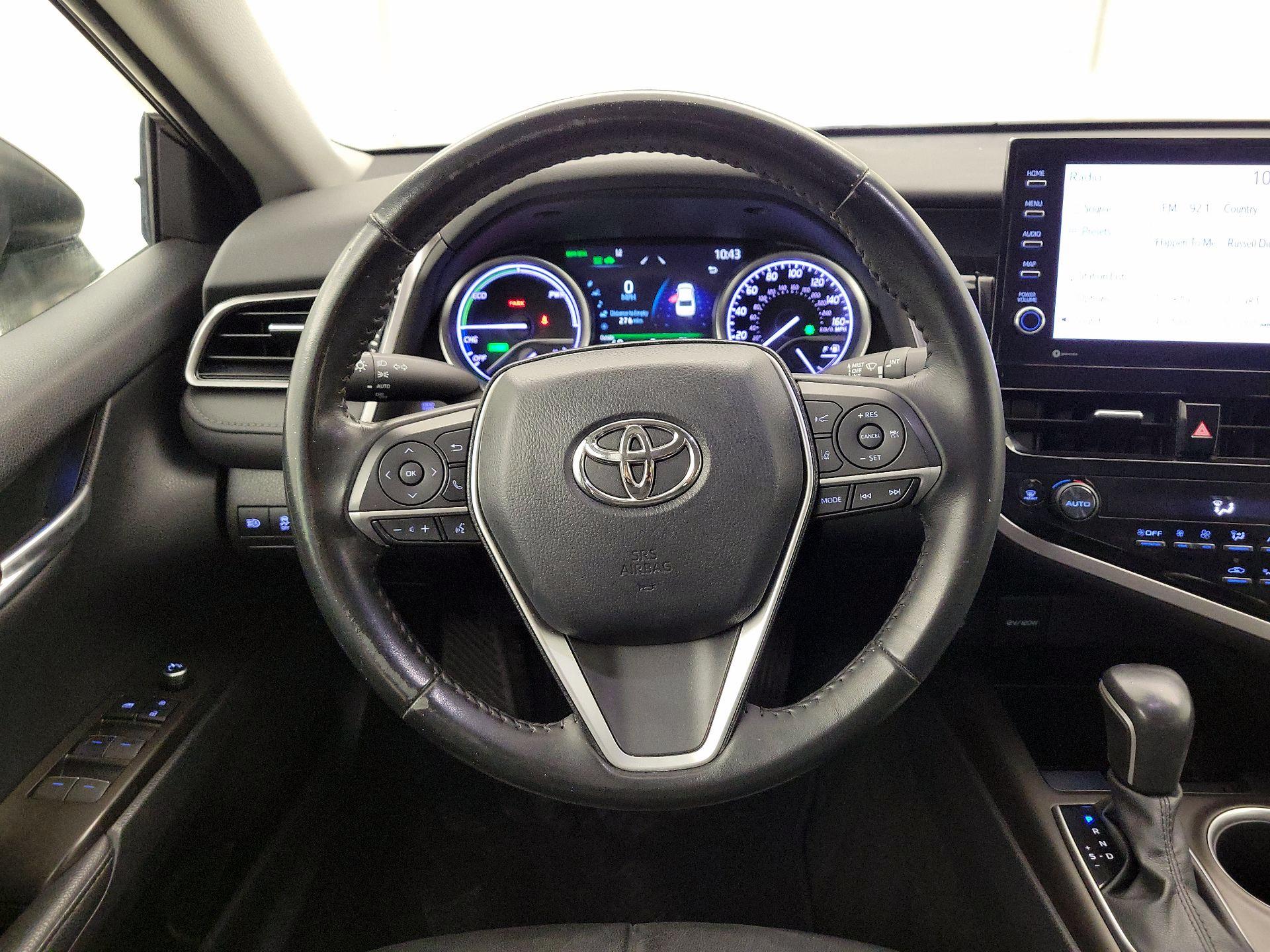Thumbnail: 2021 Toyota Camry - 10