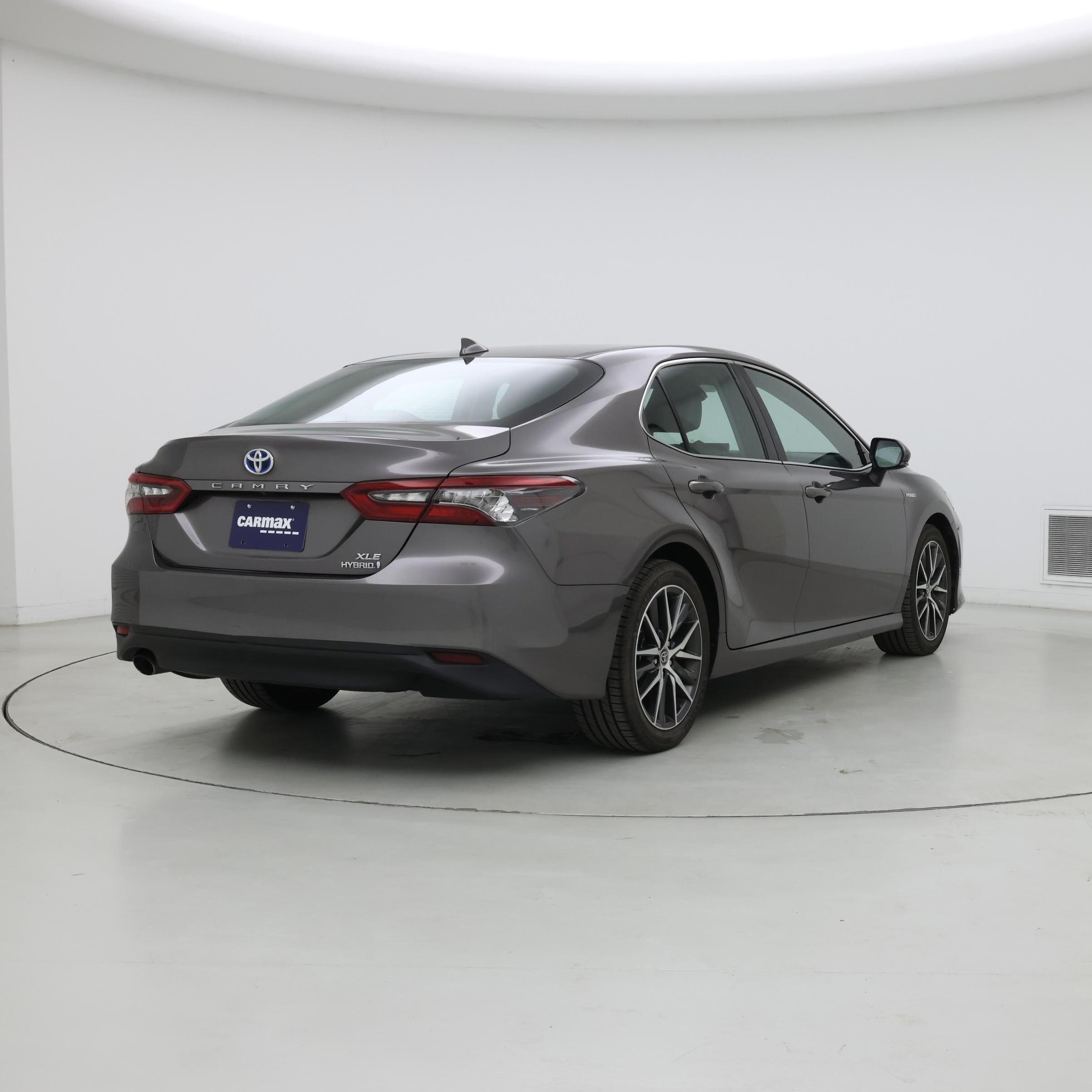Thumbnail: 2021 Toyota Camry - 8