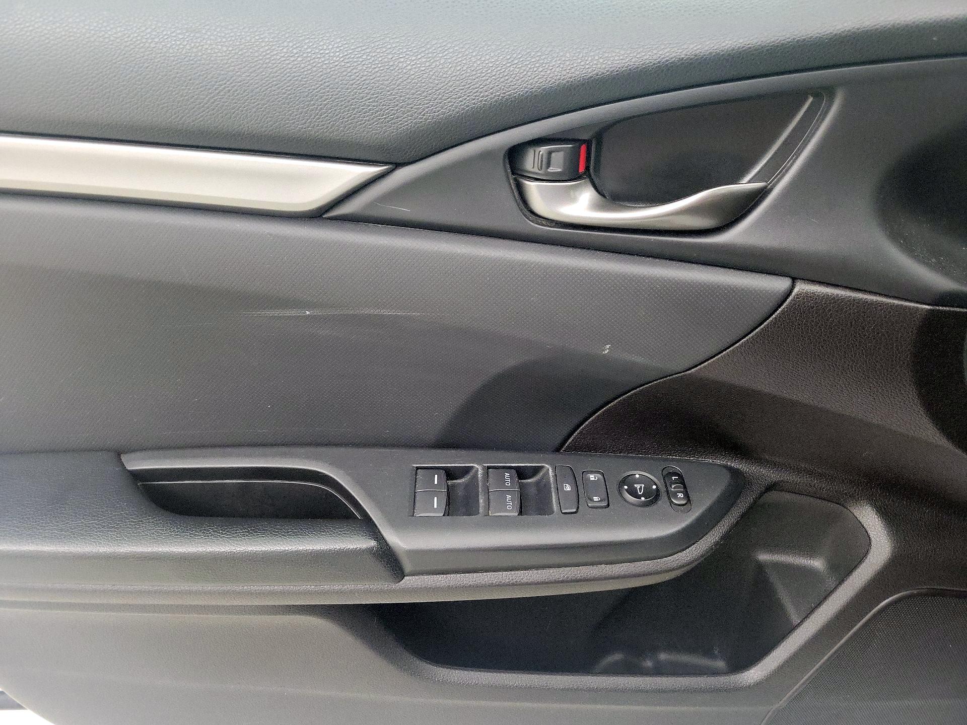 Thumbnail: 2020 Honda Civic - 12