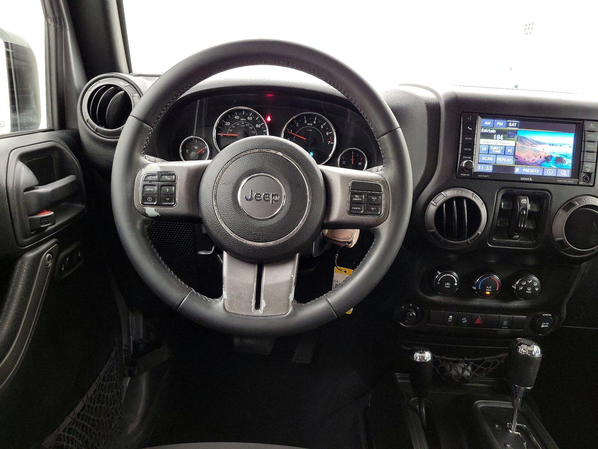 Thumbnail: 2017 Jeep Wrangler - 10