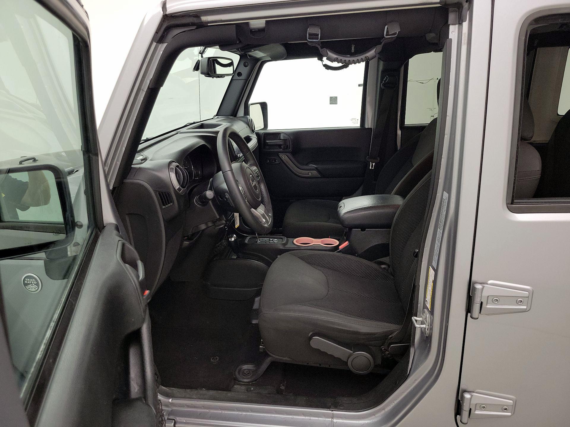 Thumbnail: 2017 Jeep Wrangler - 11