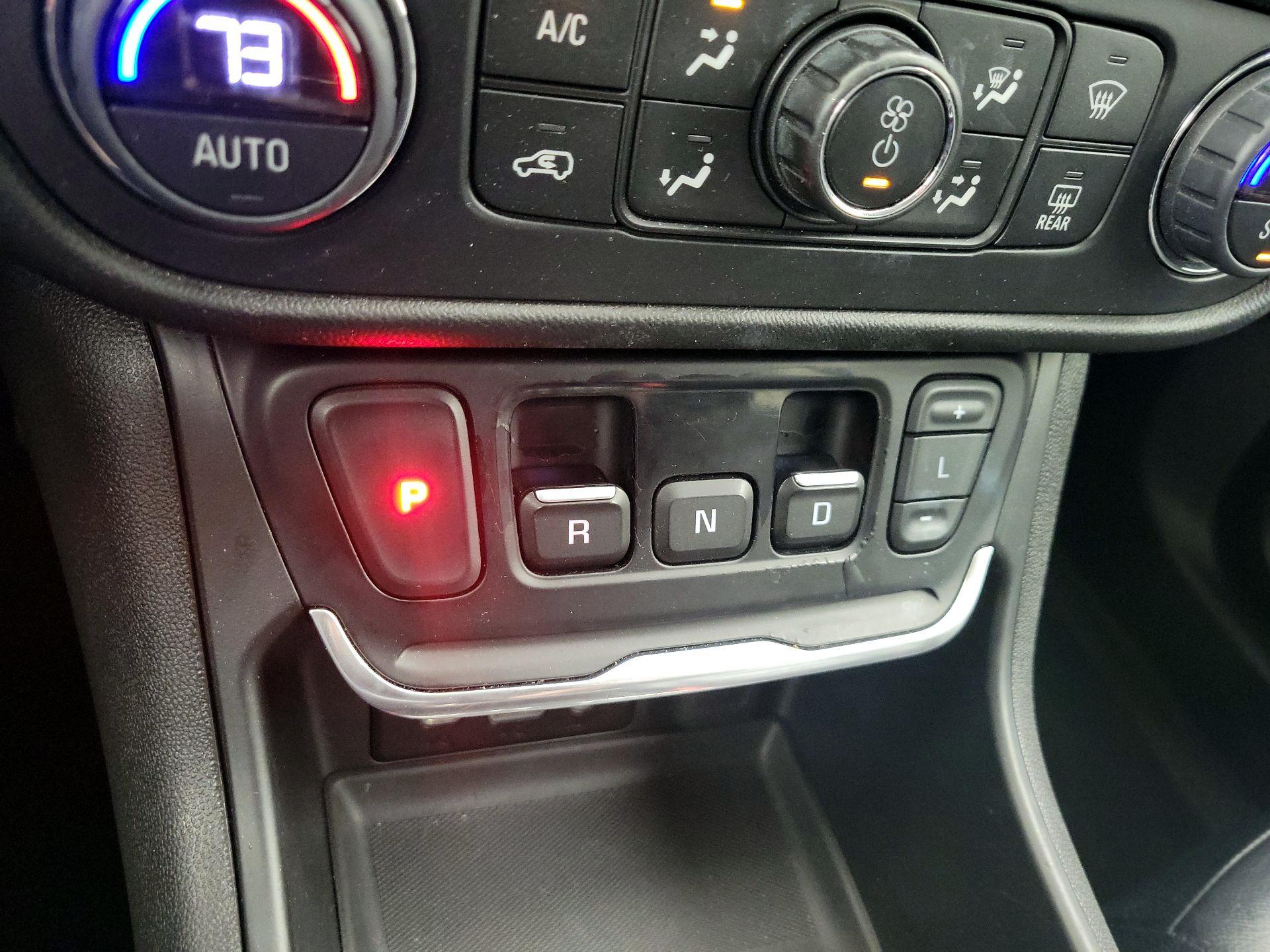 Thumbnail: 2020 GMC Terrain - 18