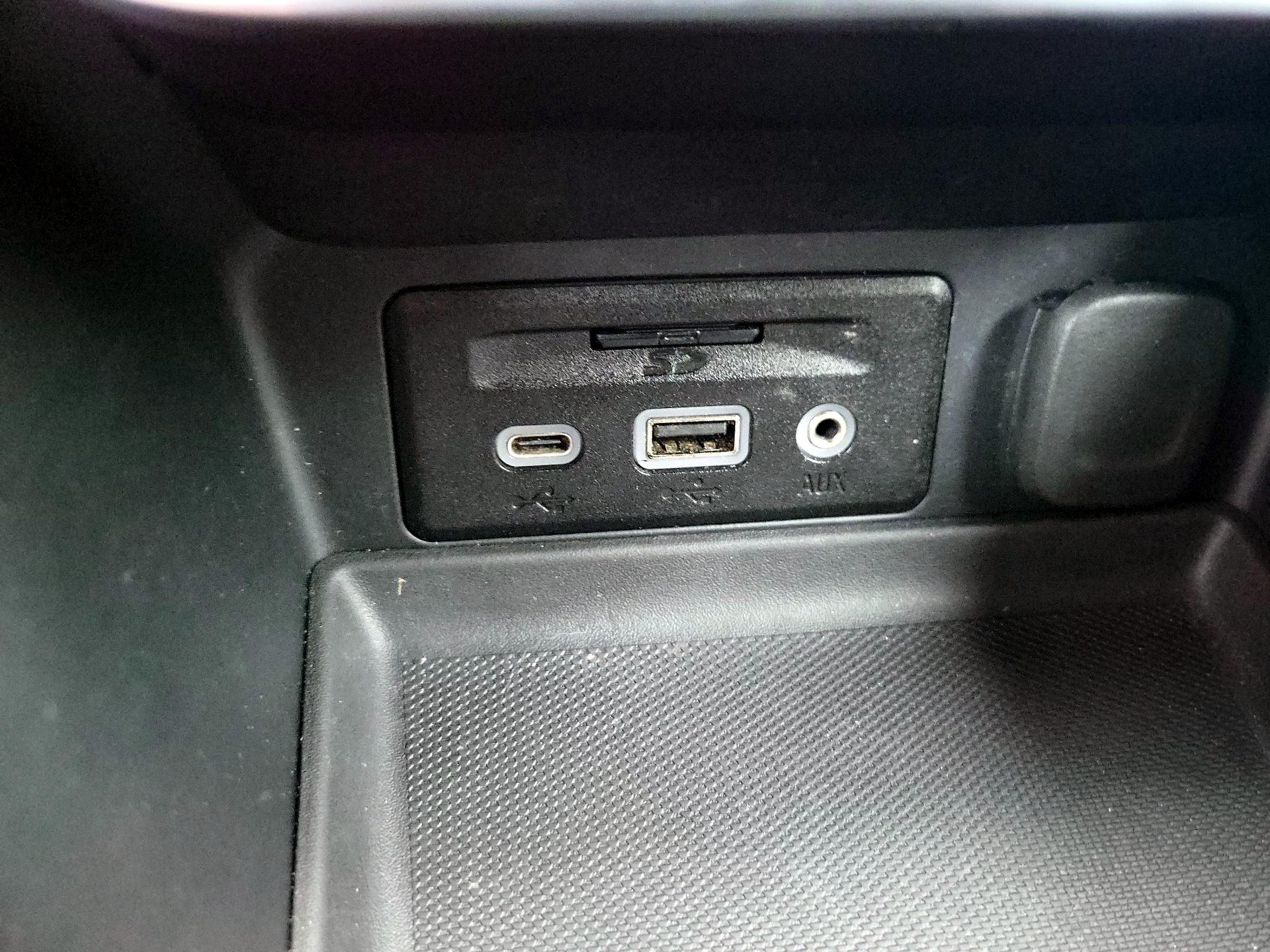 Thumbnail: 2020 GMC Terrain - 19