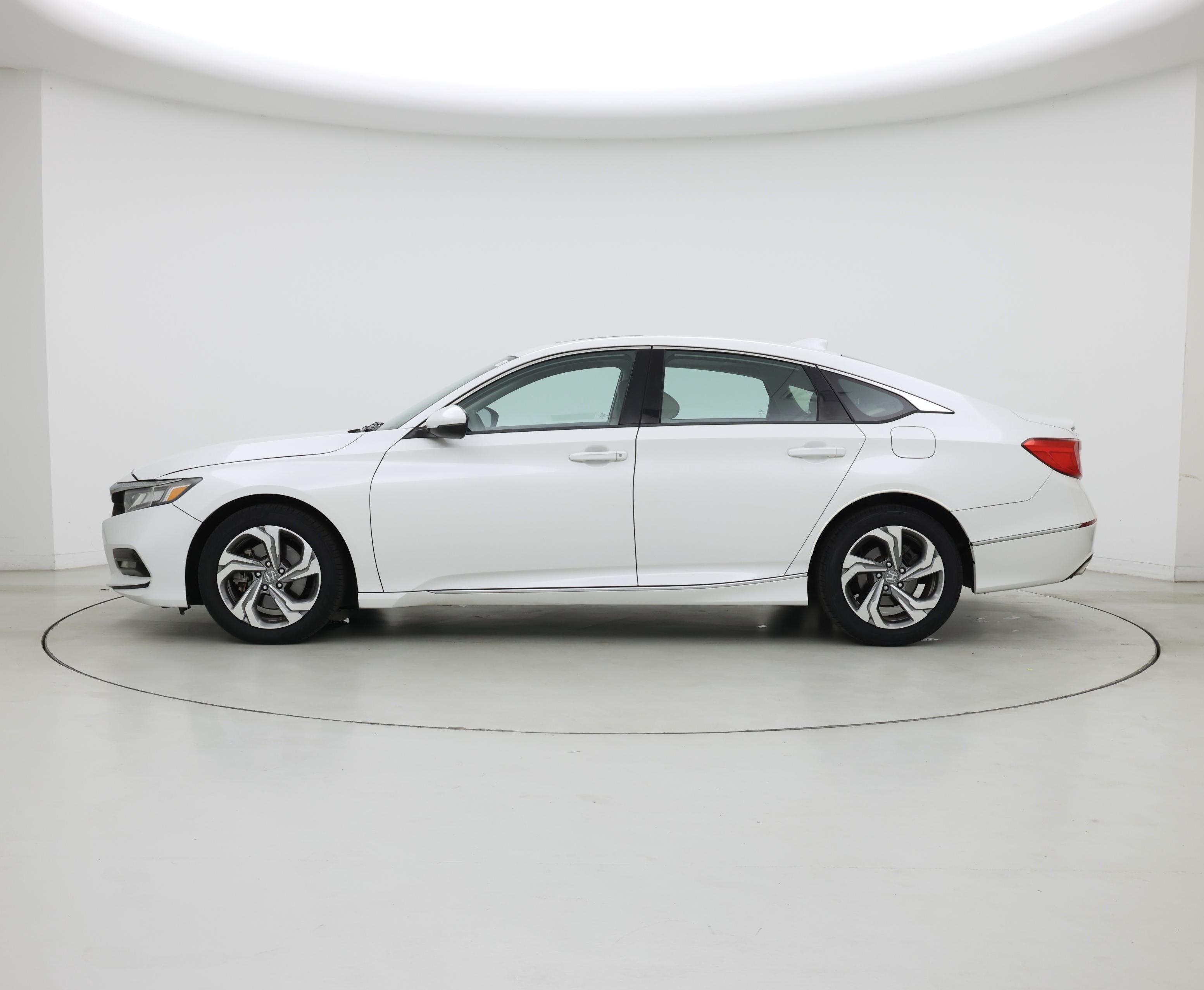 Thumbnail: 2018 Honda Accord - 3
