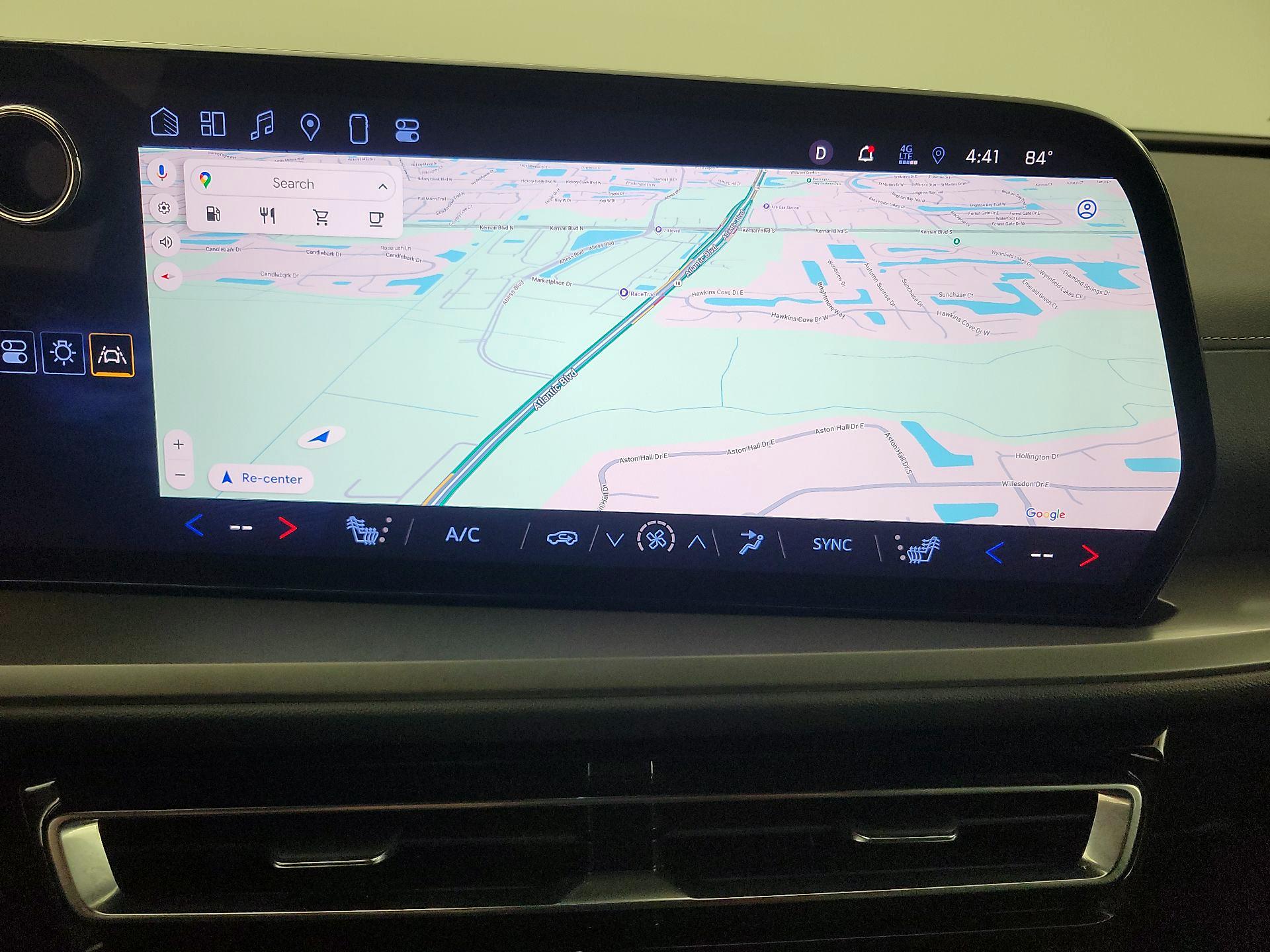 Thumbnail: 2024 Chevrolet Traverse - 14