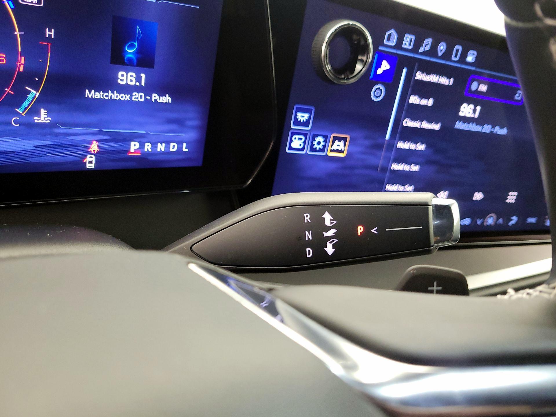 Thumbnail: 2024 Chevrolet Traverse - 18