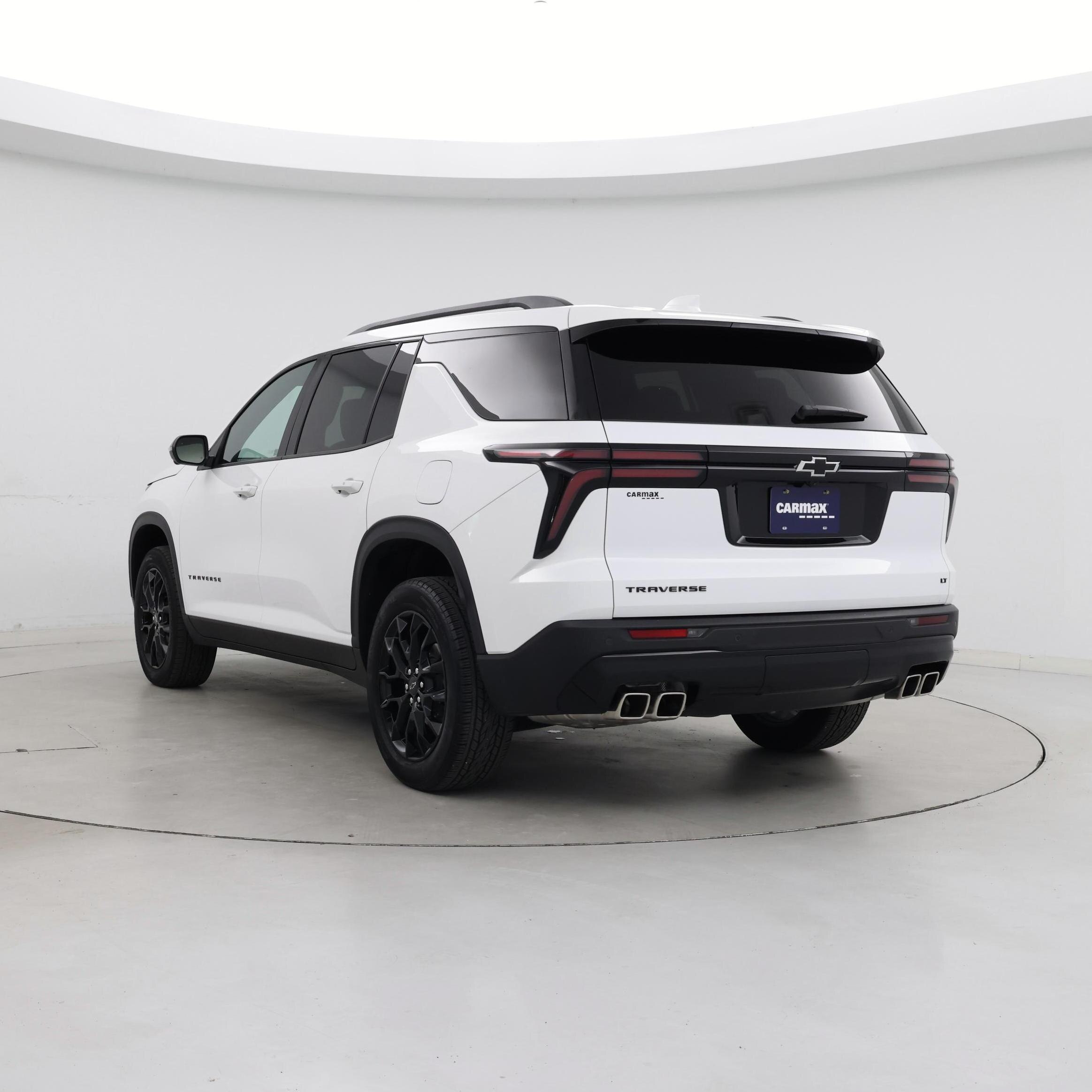 Thumbnail: 2024 Chevrolet Traverse - 2