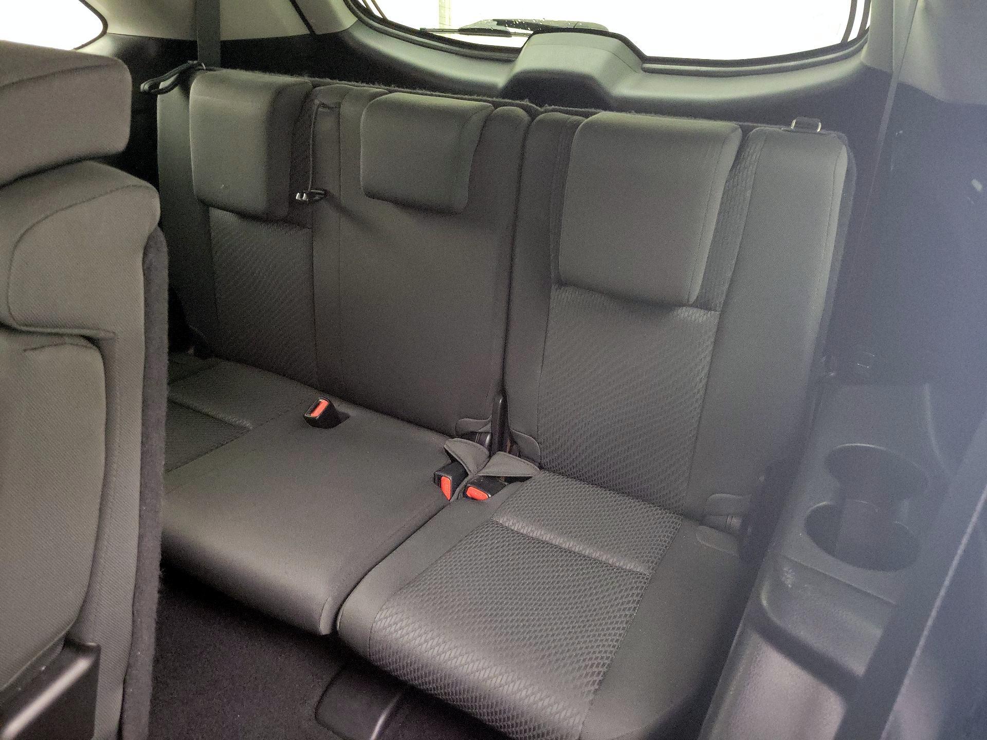 Thumbnail: 2016 Toyota Highlander - 20