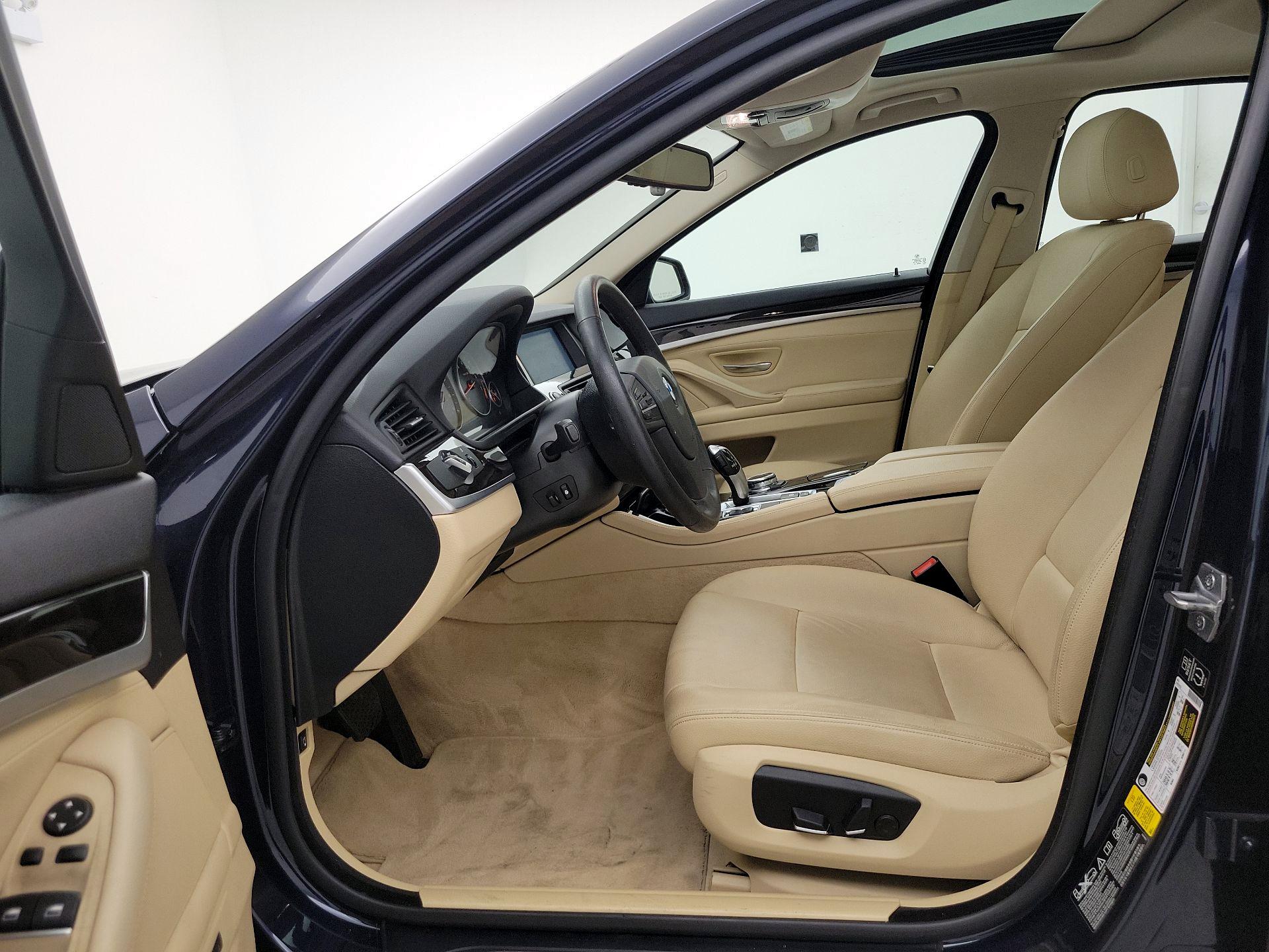 Thumbnail: 2014 BMW 5 Series - 11