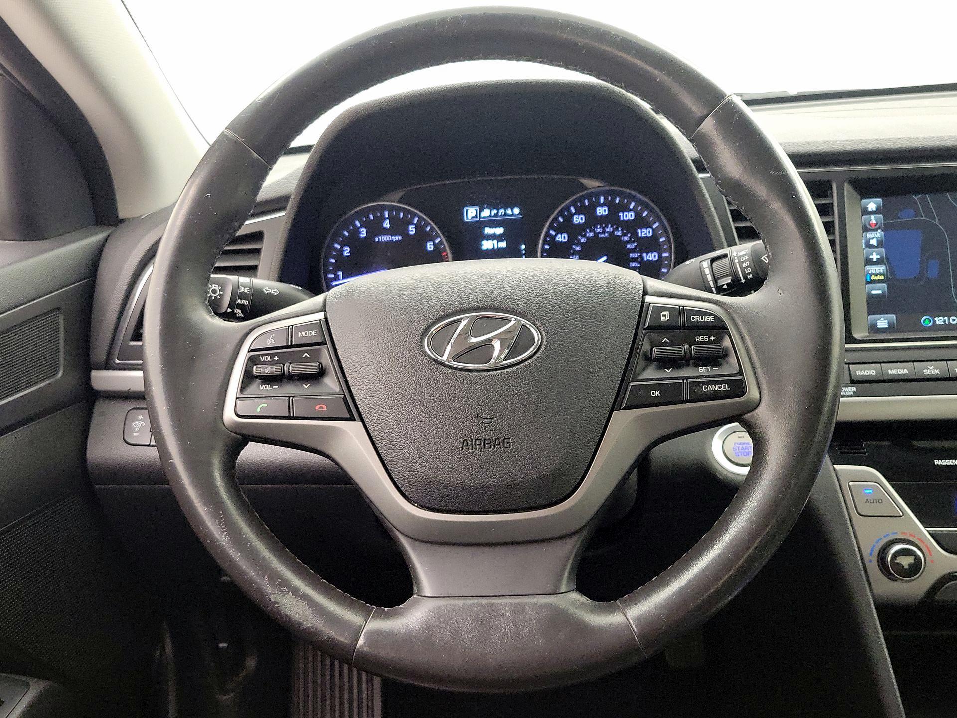 Thumbnail: 2017 Hyundai Elantra - 10