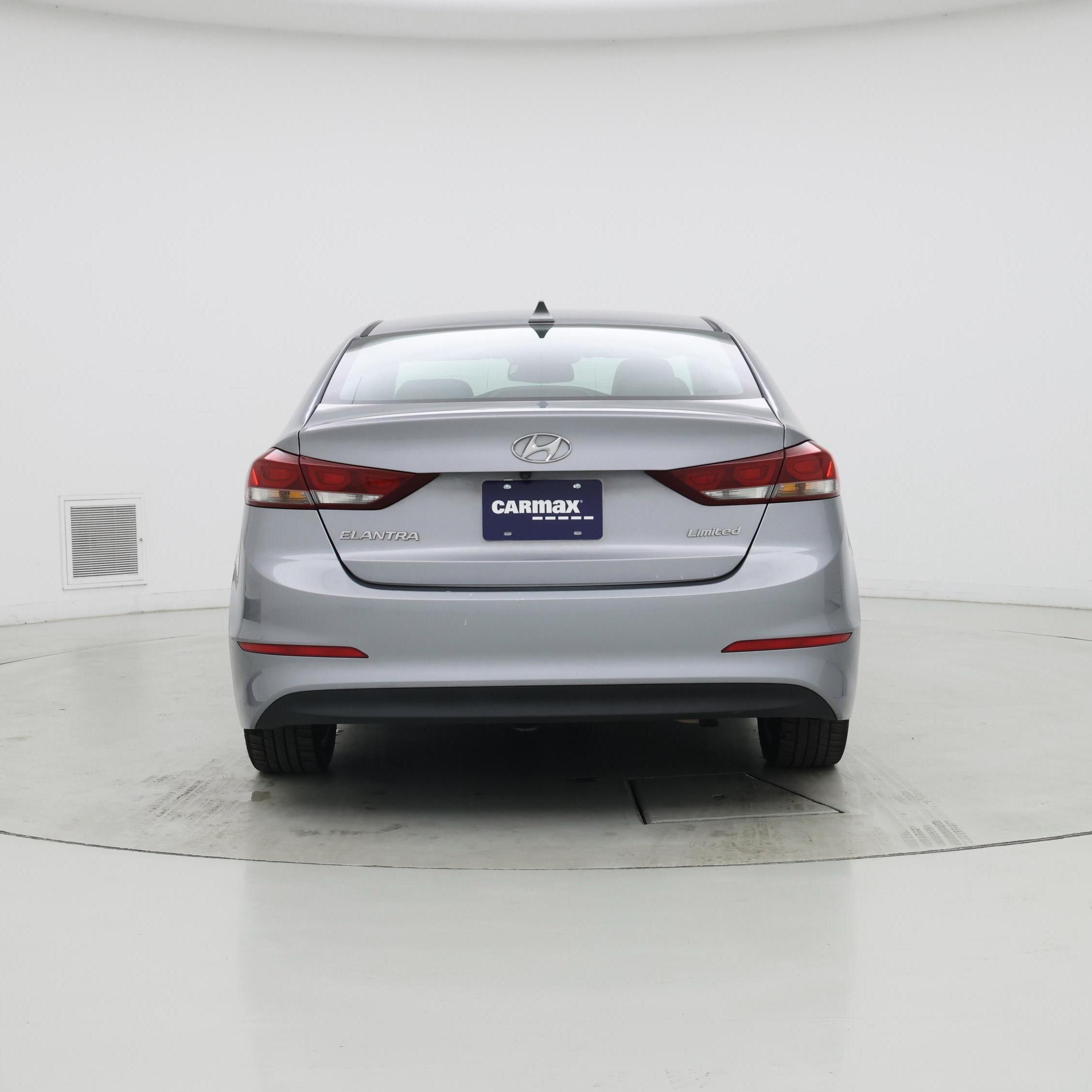 Thumbnail: 2017 Hyundai Elantra - 6