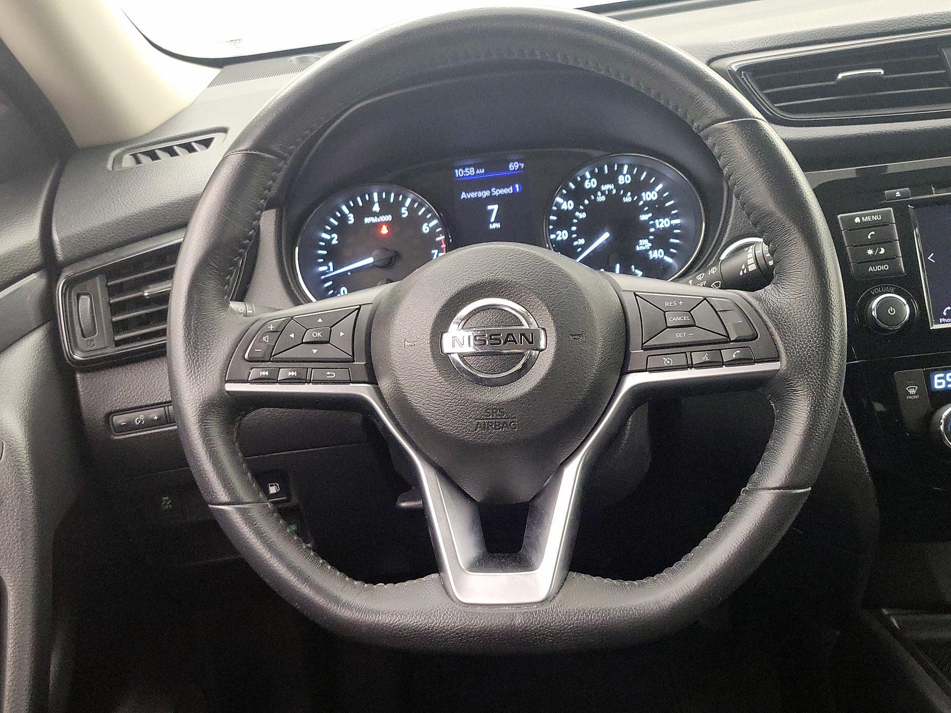 Thumbnail: 2018 Nissan Rogue - 10