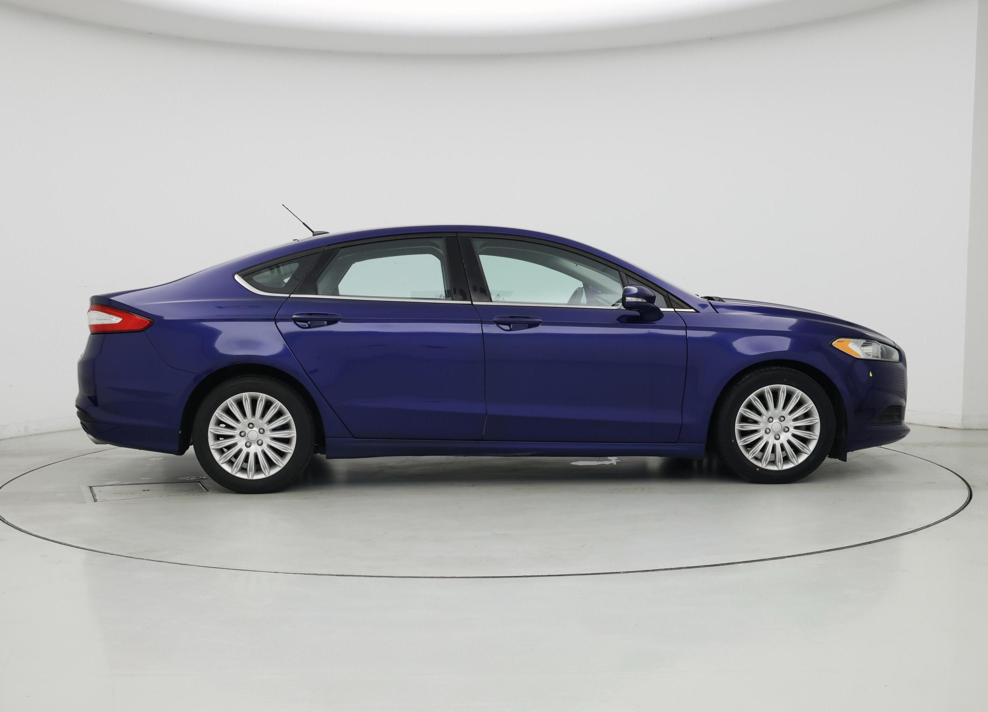 Thumbnail: 2016 Ford Fusion - 7