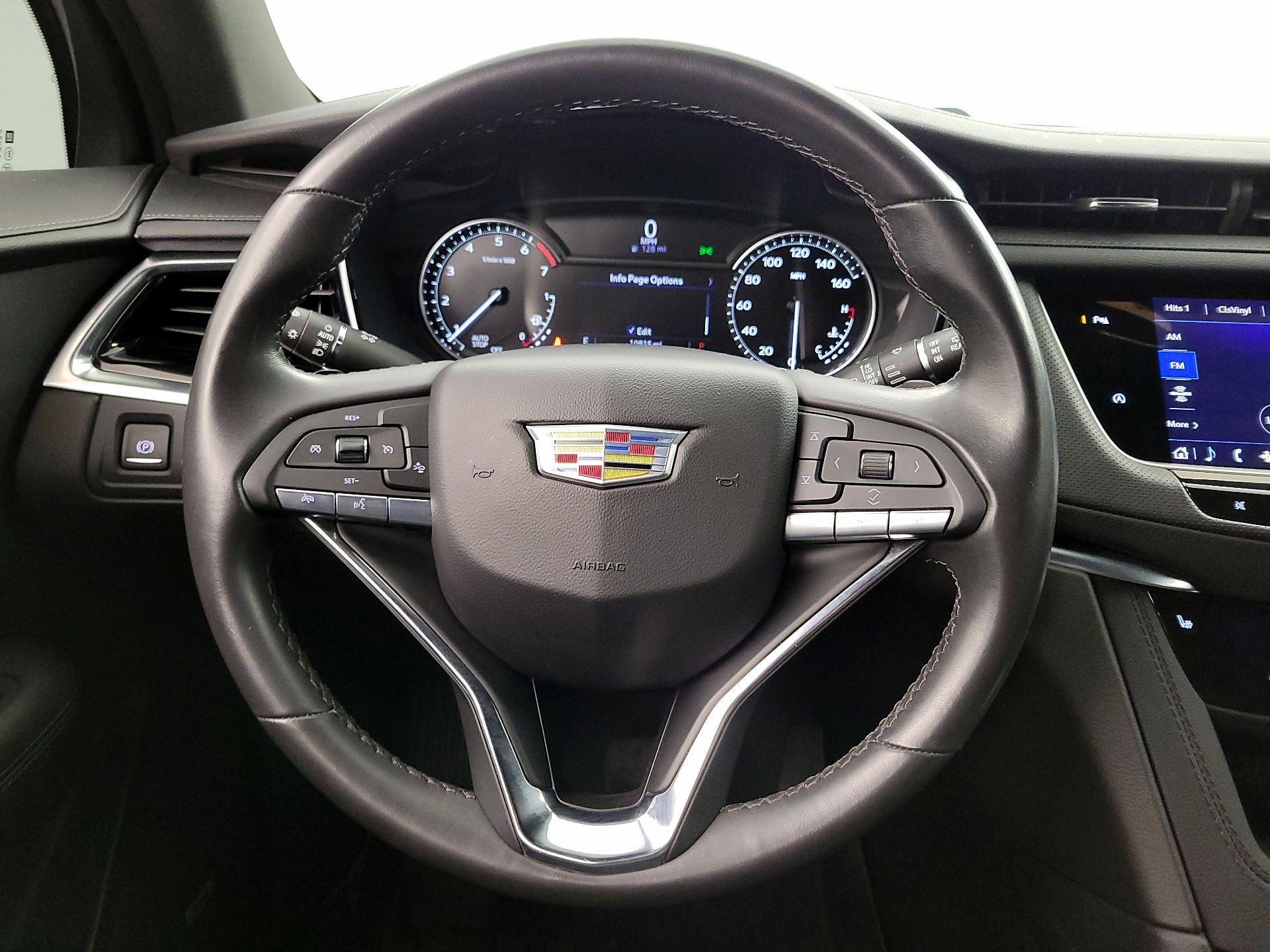 Thumbnail: 2024 Cadillac XT6 - 10