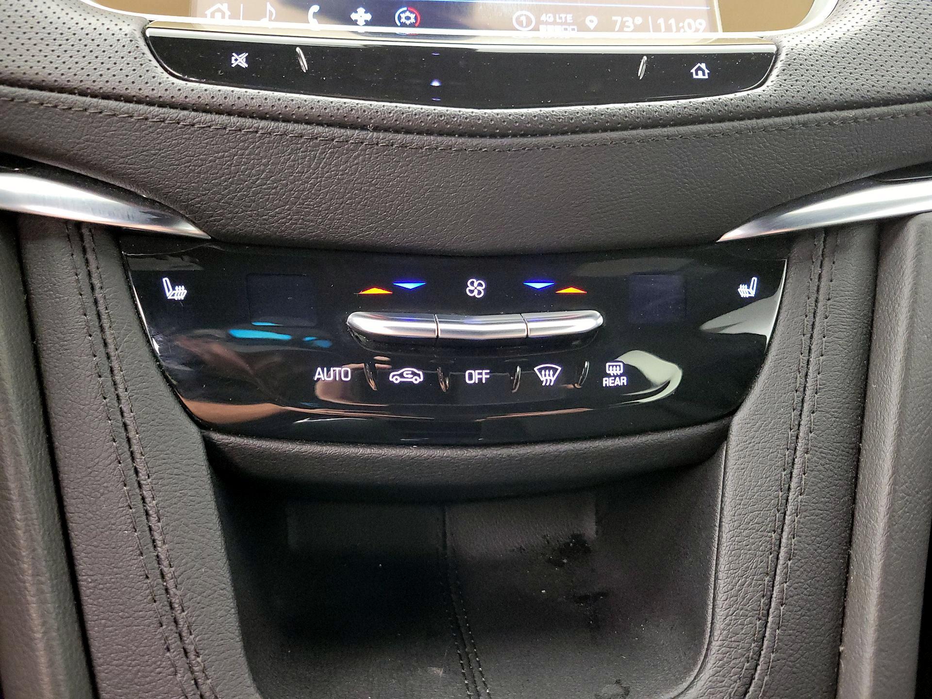 Thumbnail: 2024 Cadillac XT6 - 16