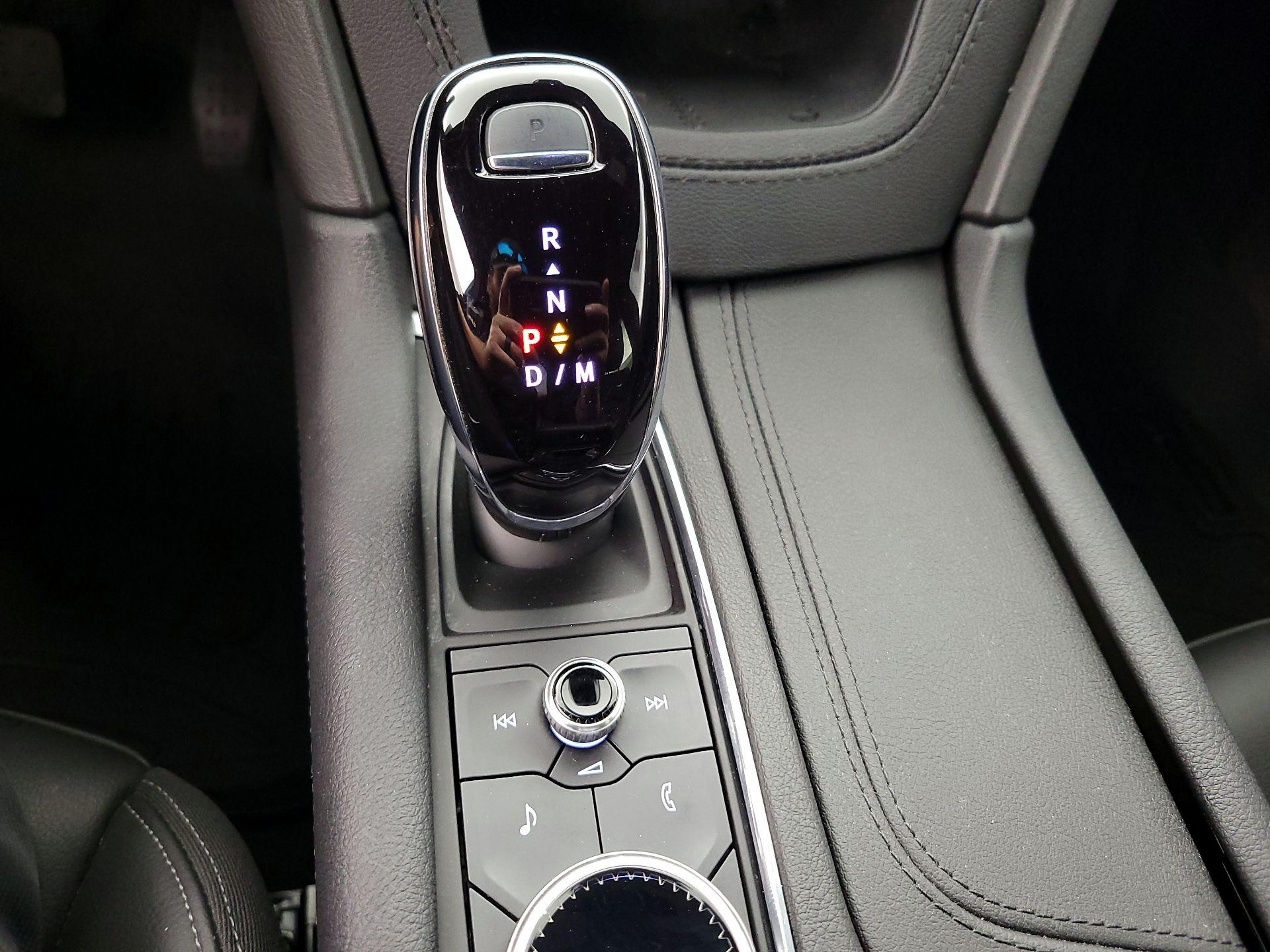 Thumbnail: 2024 Cadillac XT6 - 17