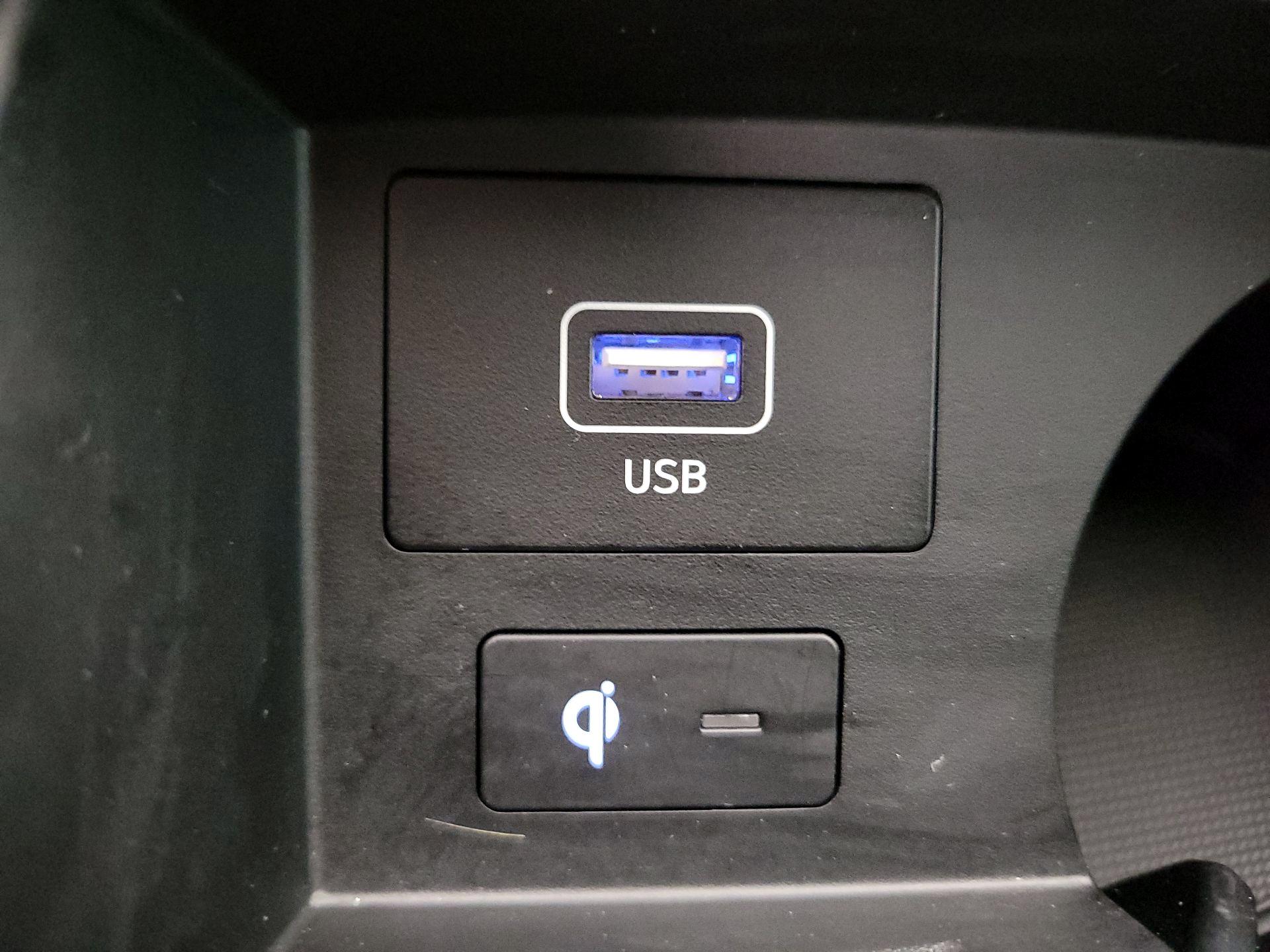 Thumbnail: 2022 Hyundai Santa Fe - 18