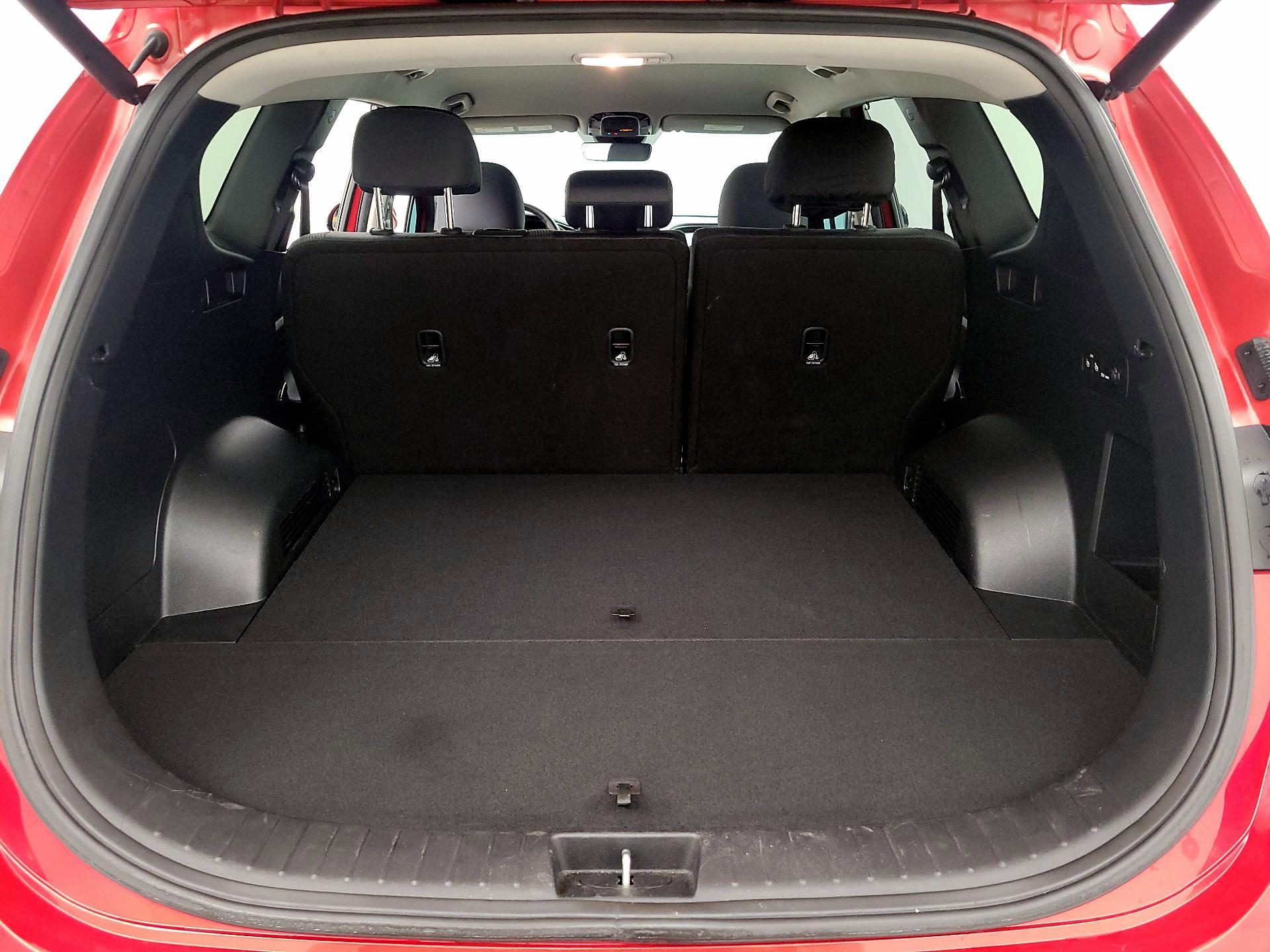 Thumbnail: 2022 Hyundai Santa Fe - 20