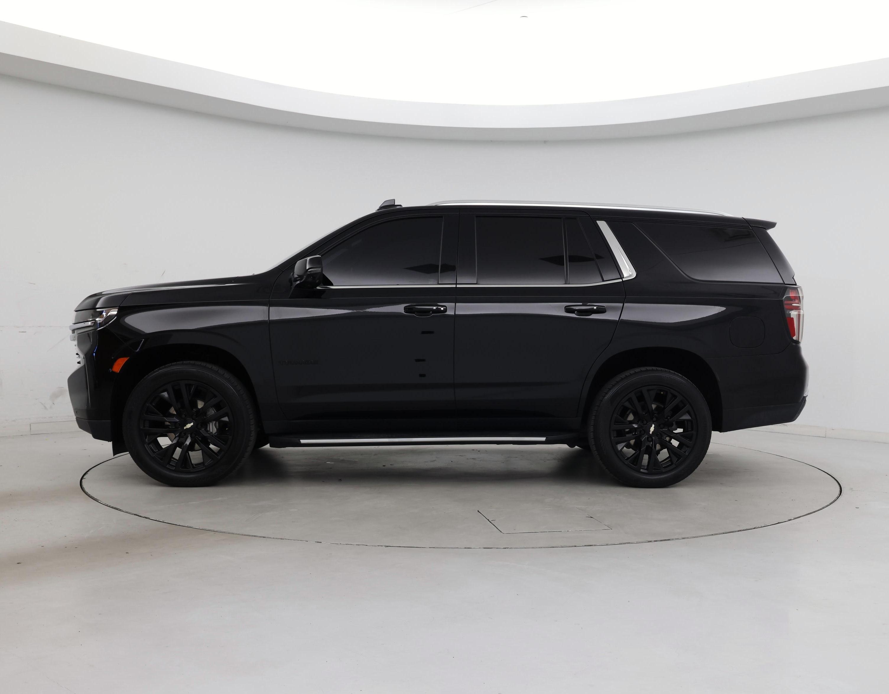 Thumbnail: 2022 Chevrolet Tahoe - 3