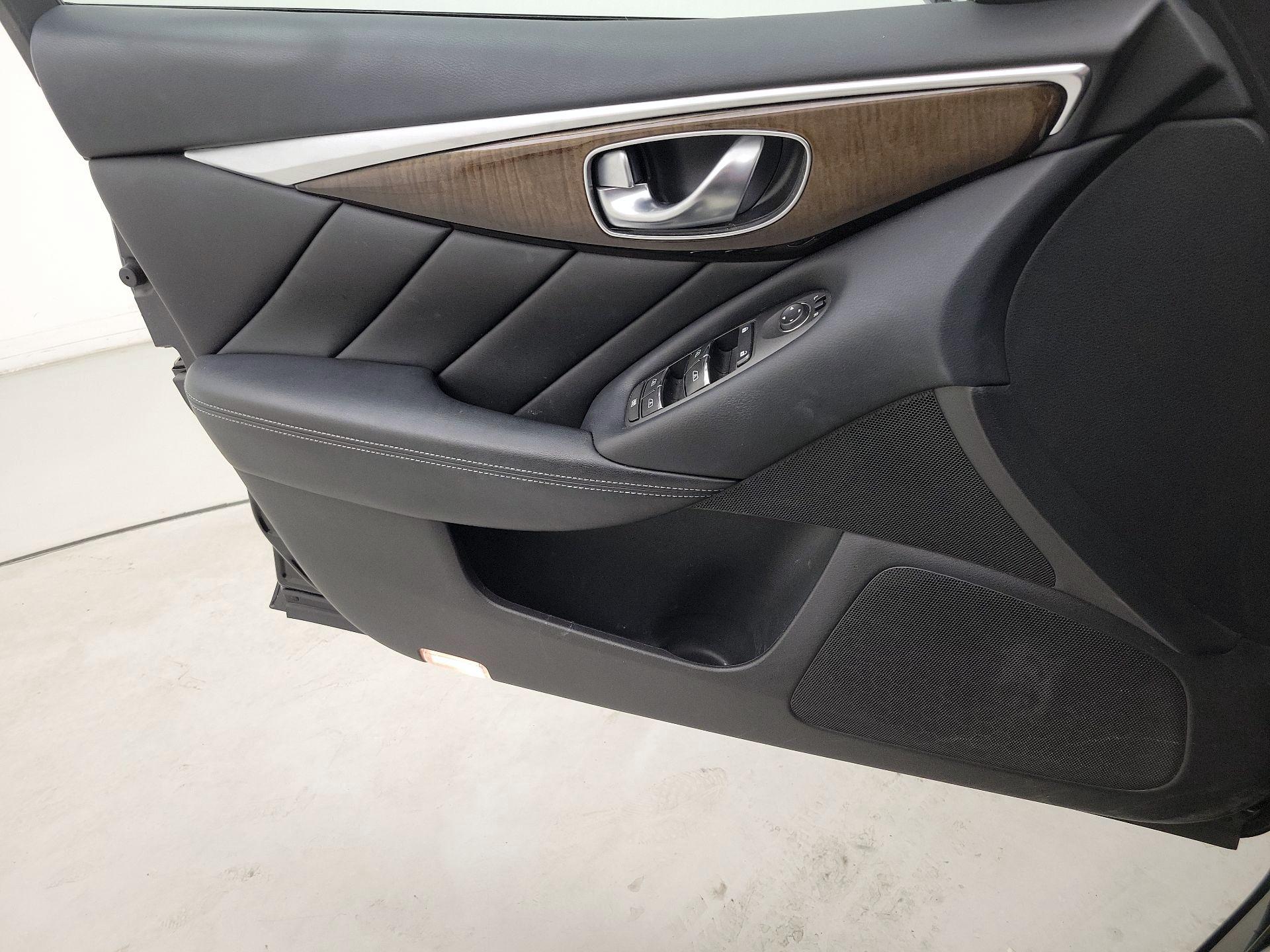 Thumbnail: 2019 INFINITI Q50 - 12