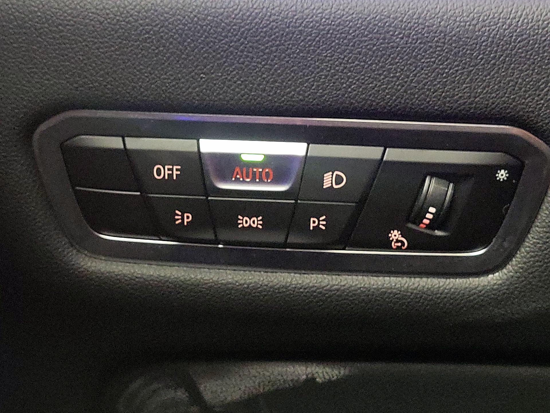 Thumbnail: 2022 BMW X5 - 13