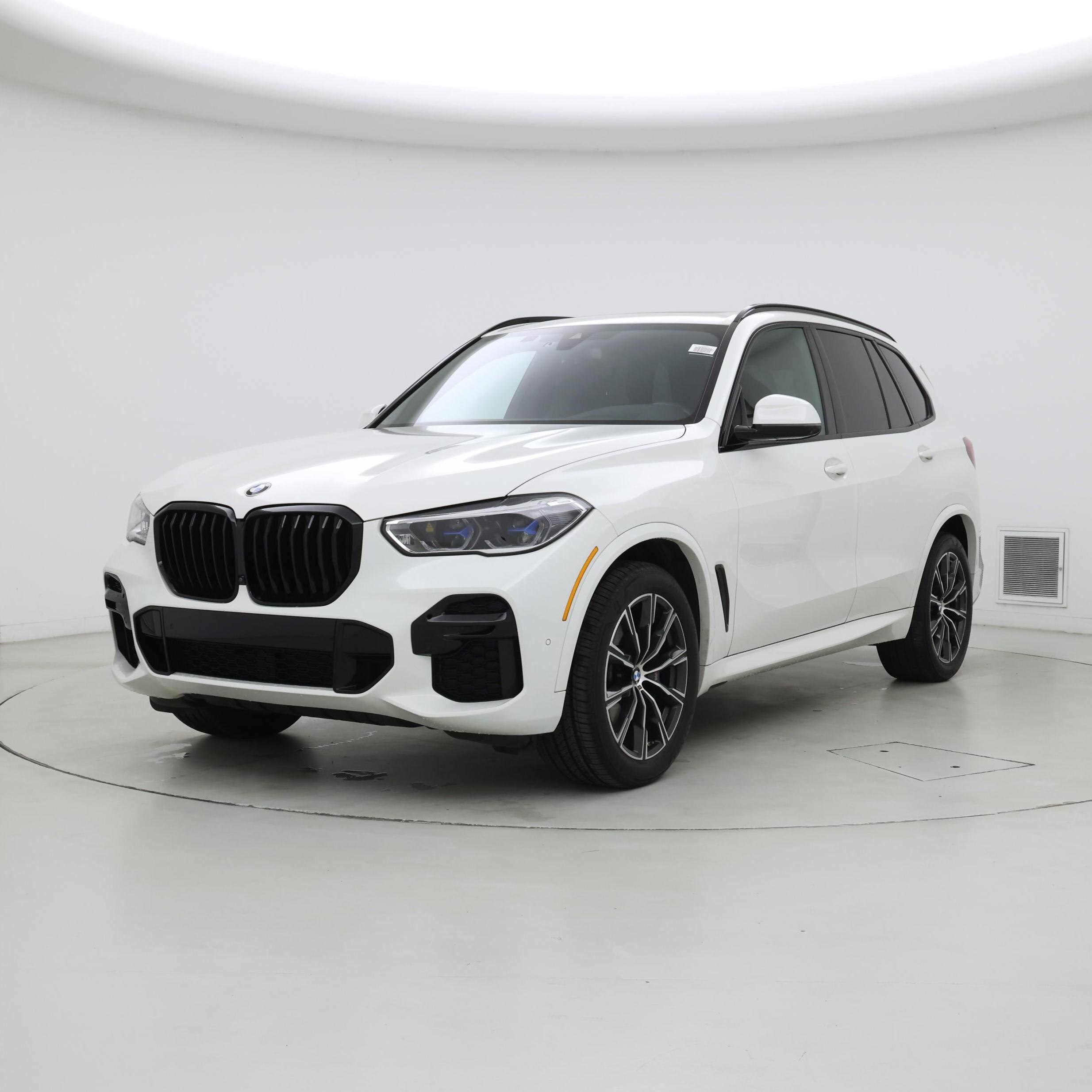 Thumbnail: 2022 BMW X5 - 4