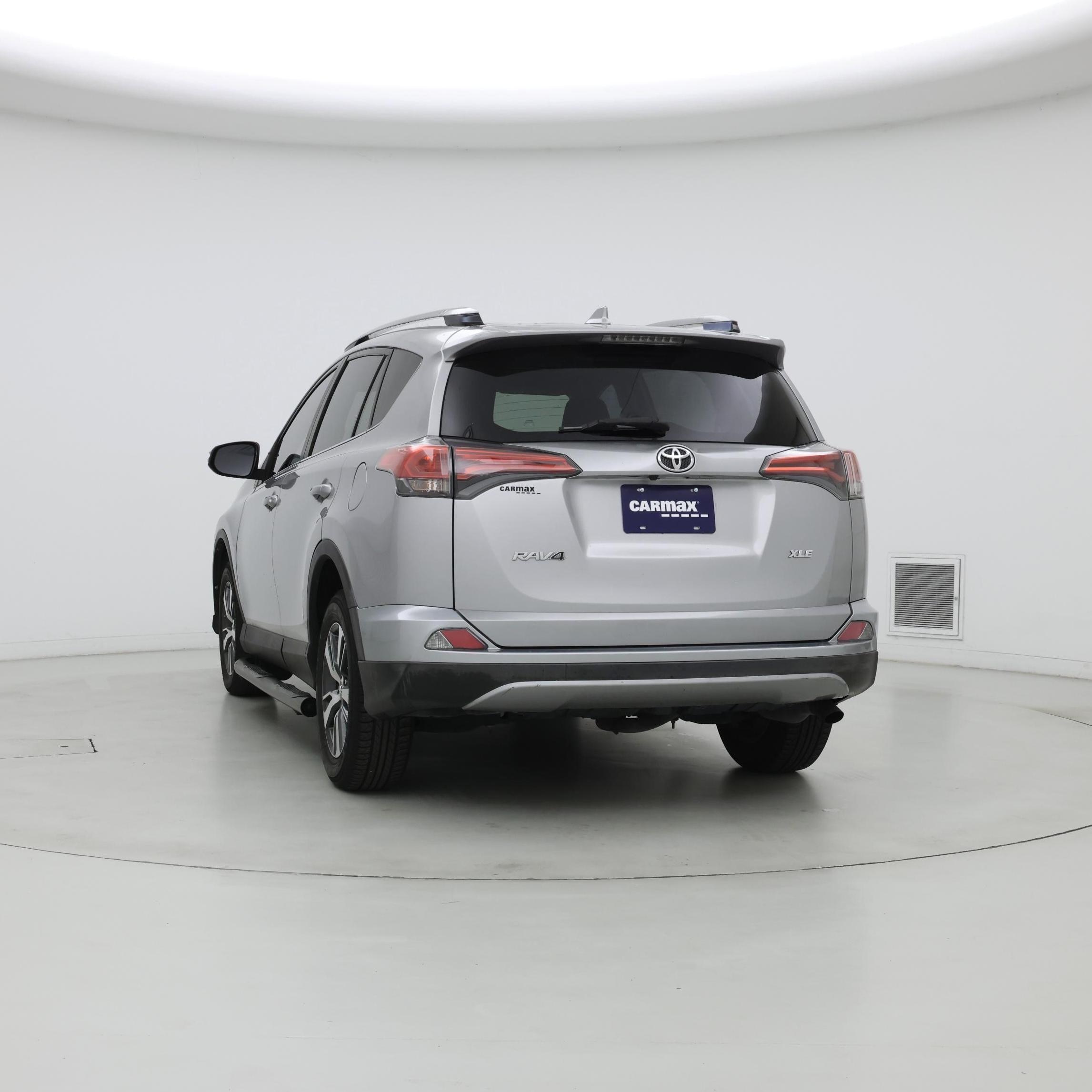 Thumbnail: 2017 Toyota RAV4 - 2