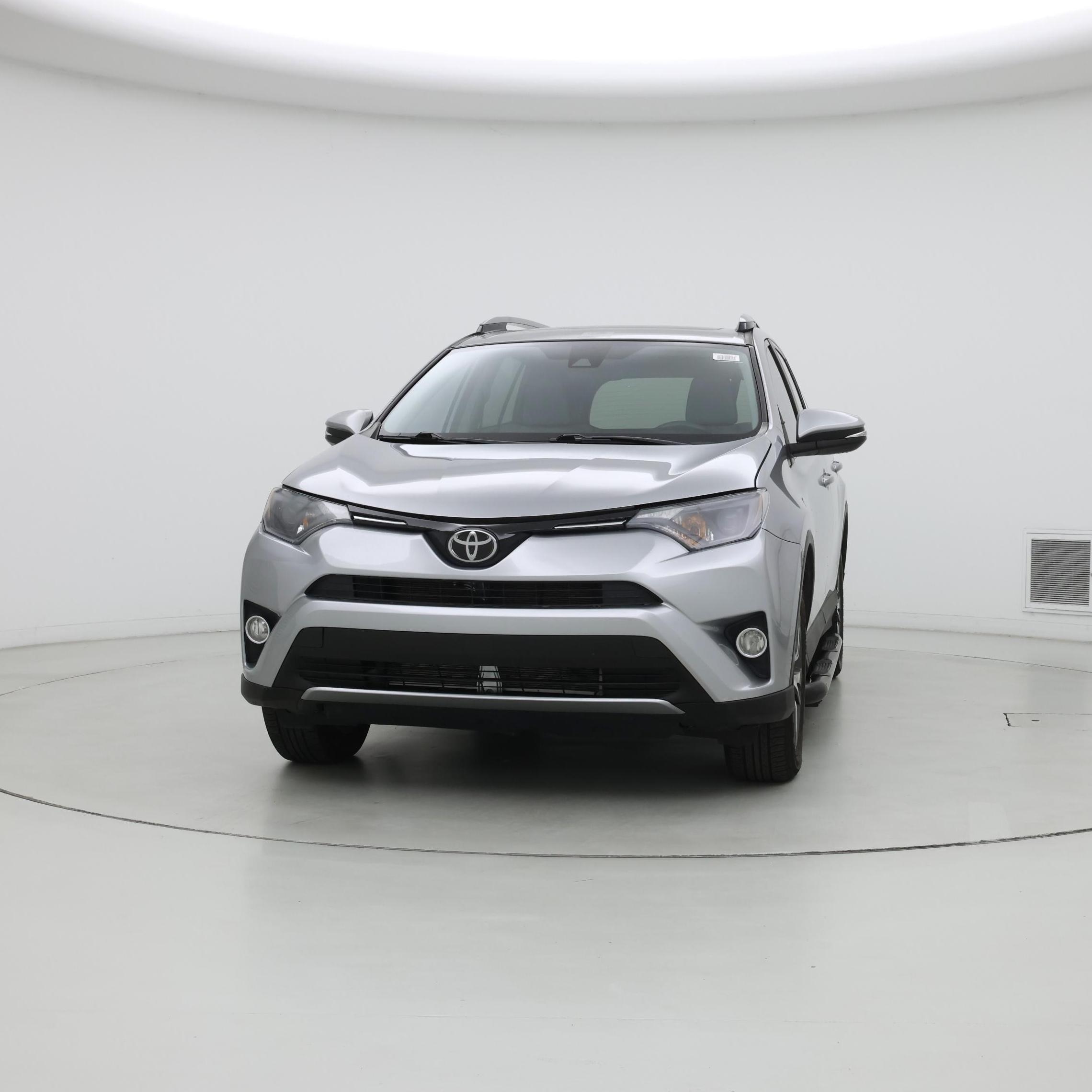 Thumbnail: 2017 Toyota RAV4 - 5