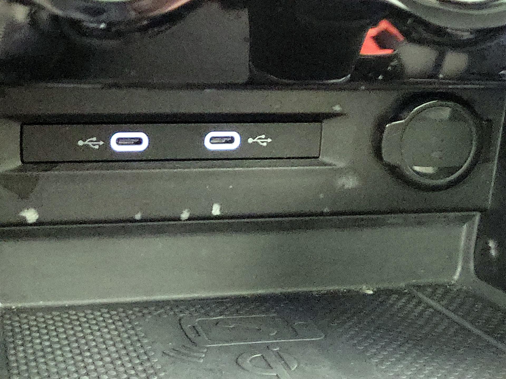 Thumbnail: 2022 Volkswagen Taos - 19