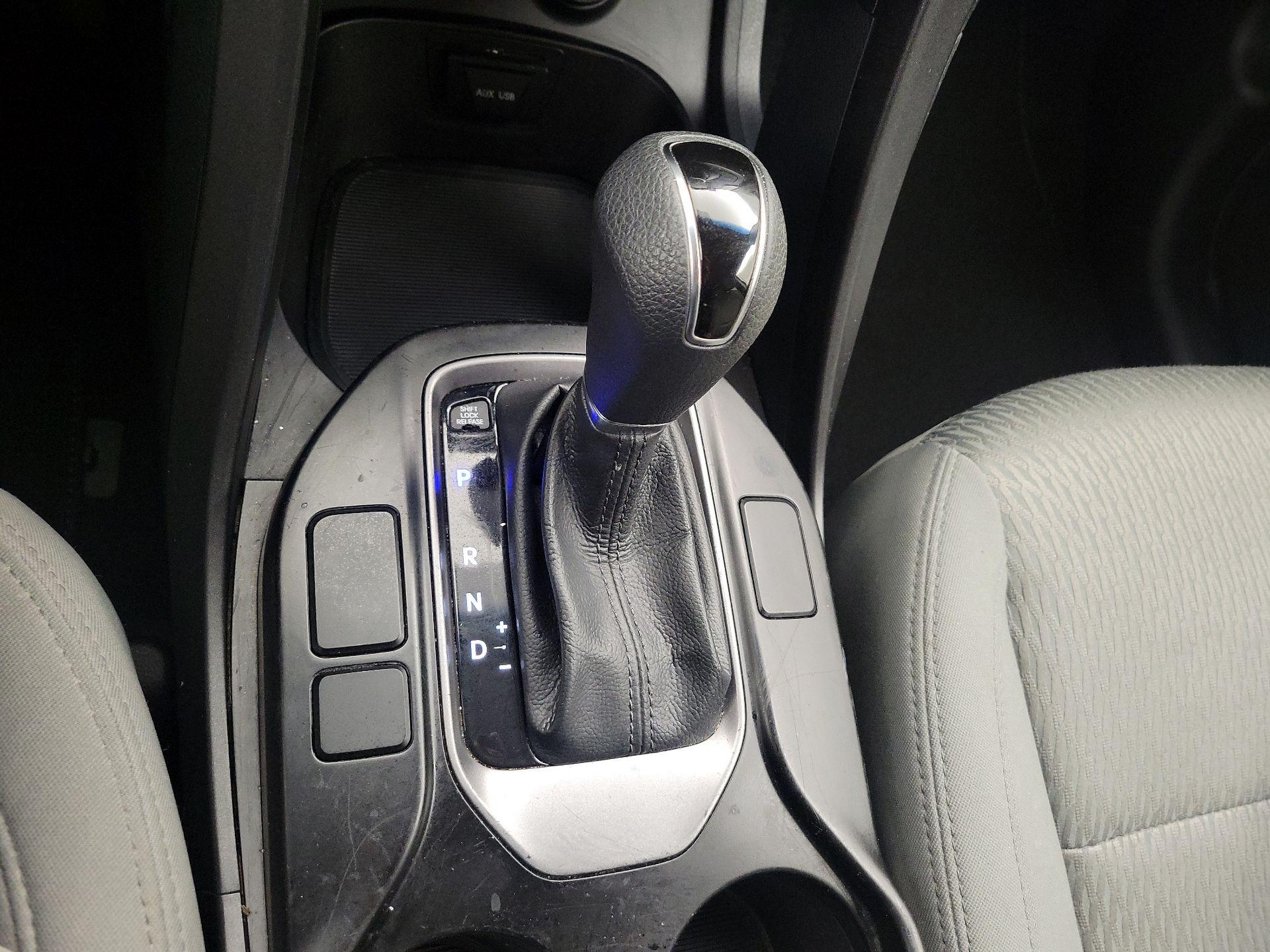 Thumbnail: 2014 Hyundai Santa Fe - 16