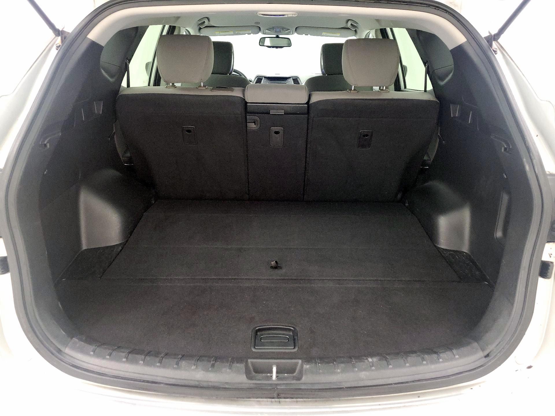 Thumbnail: 2014 Hyundai Santa Fe - 19